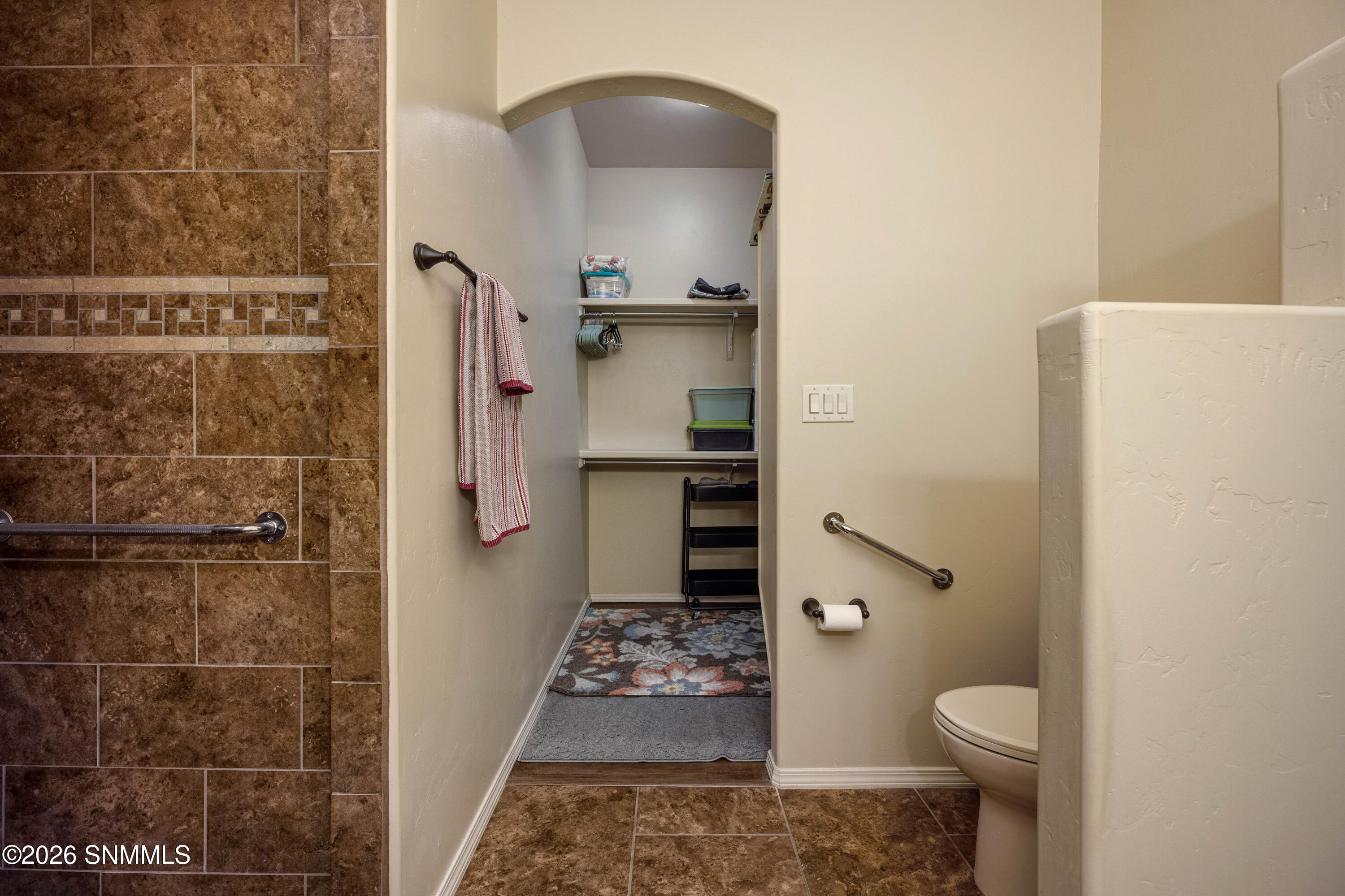 Snappin Homes (Tayvis3988)-30