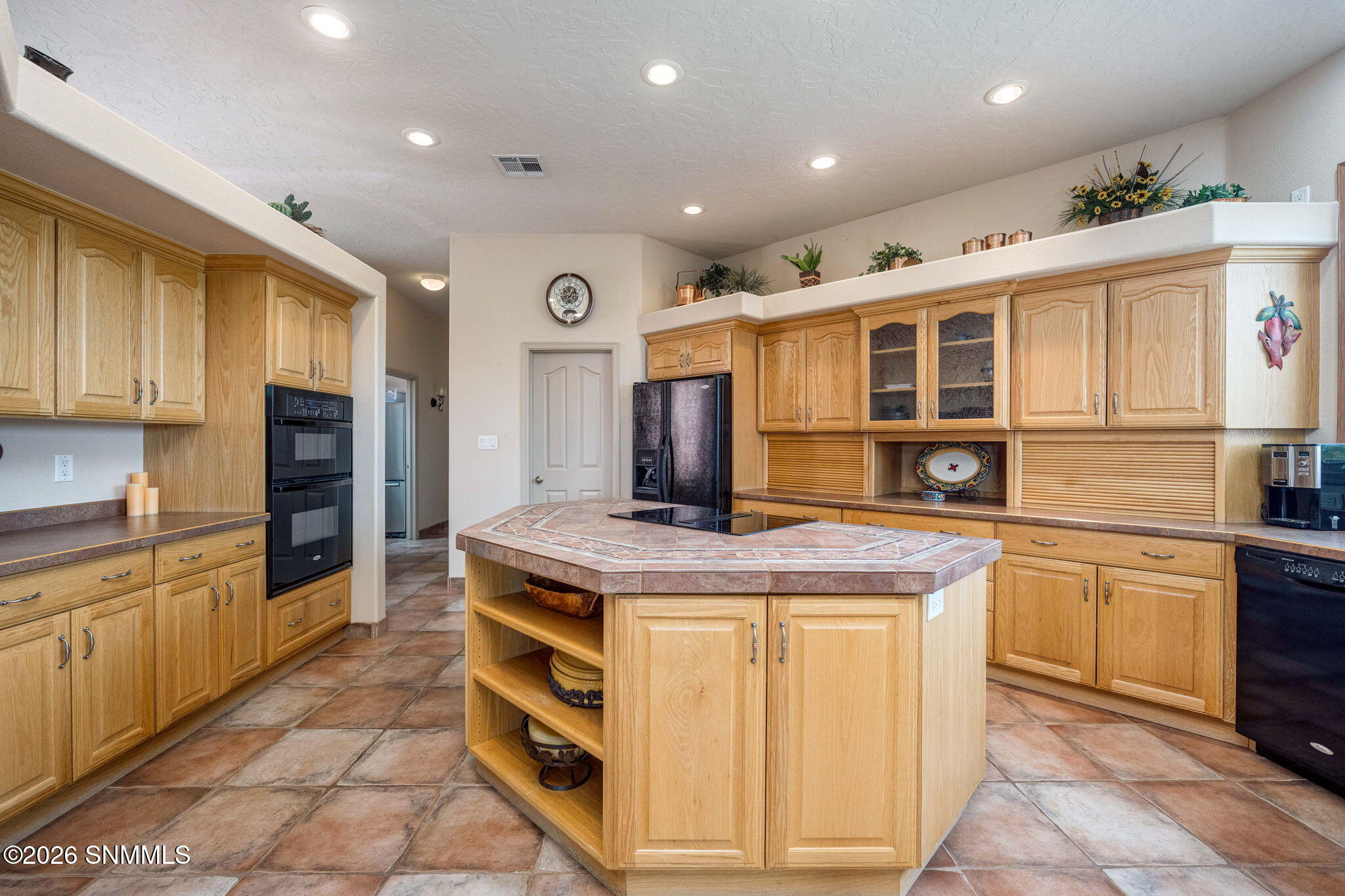 15-web-or-mls-Snappin Homes (VistaDelVal