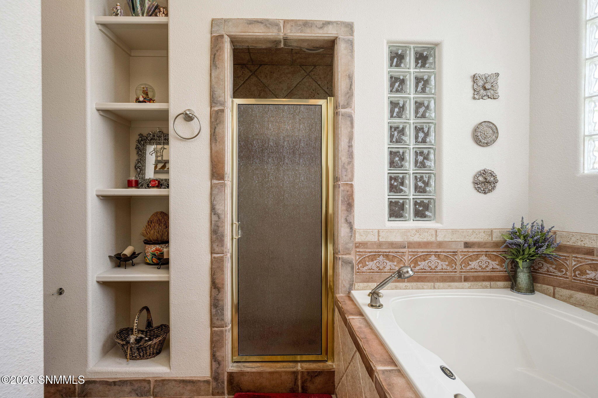 56-web-or-mls-Snappin Homes (VistaDelVal