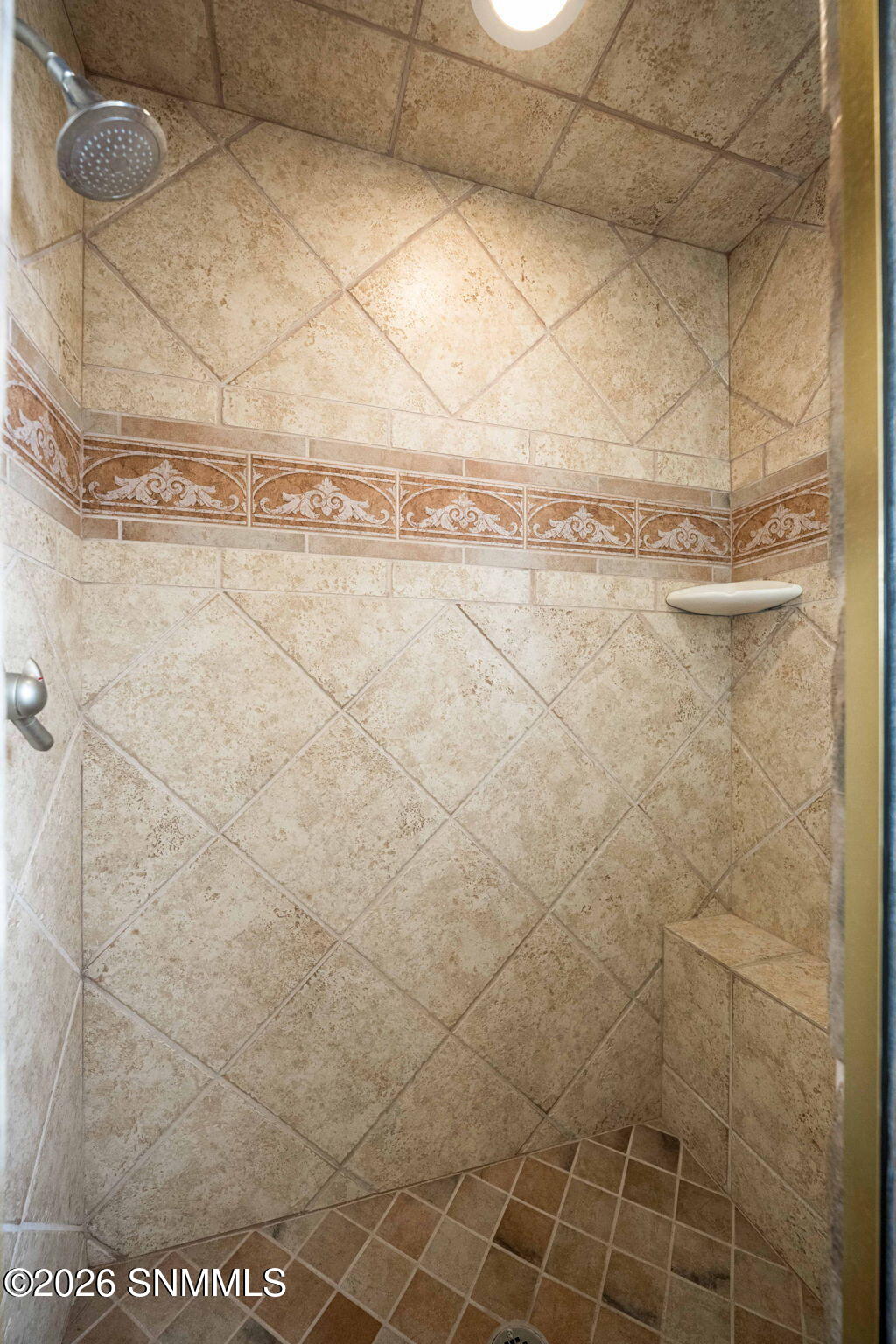 57-web-or-mls-Snappin Homes (VistaDelVal