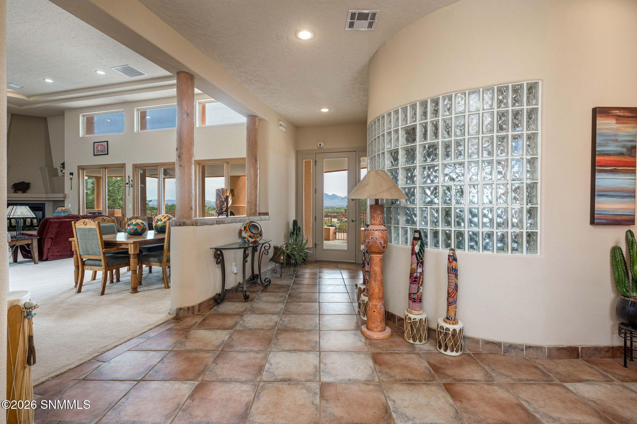 6-web-or-mls-Snappin Homes (VistaDelVall