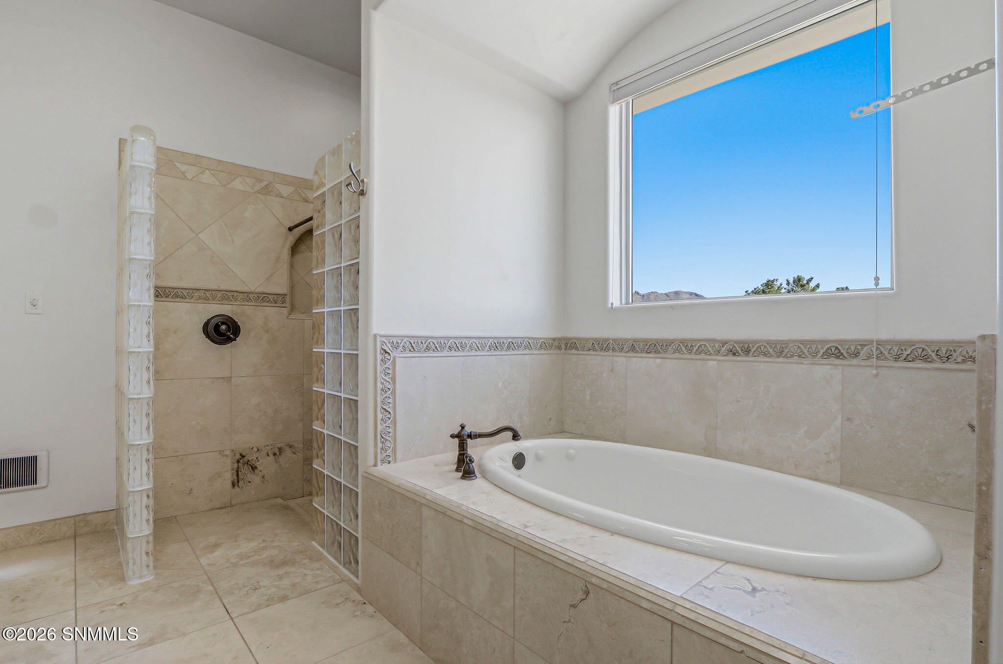 58-web-or-mls-IMG_4703