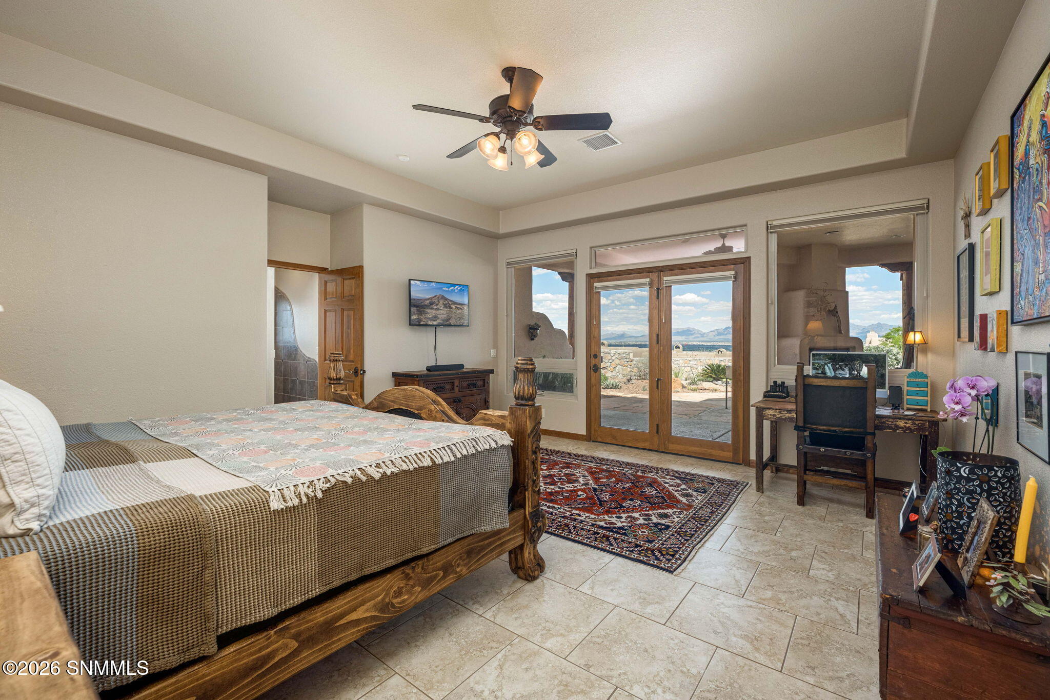 35-web-or-mls-Snappin Homes (Constitutio