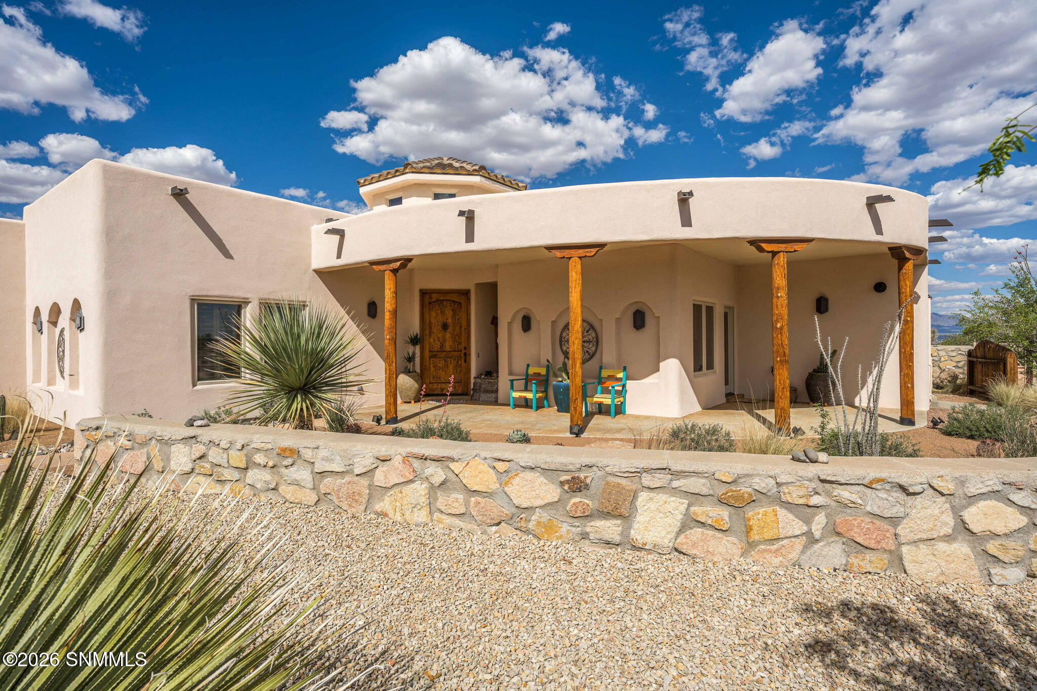 3-web-or-mls-Snappin Homes (Constitution