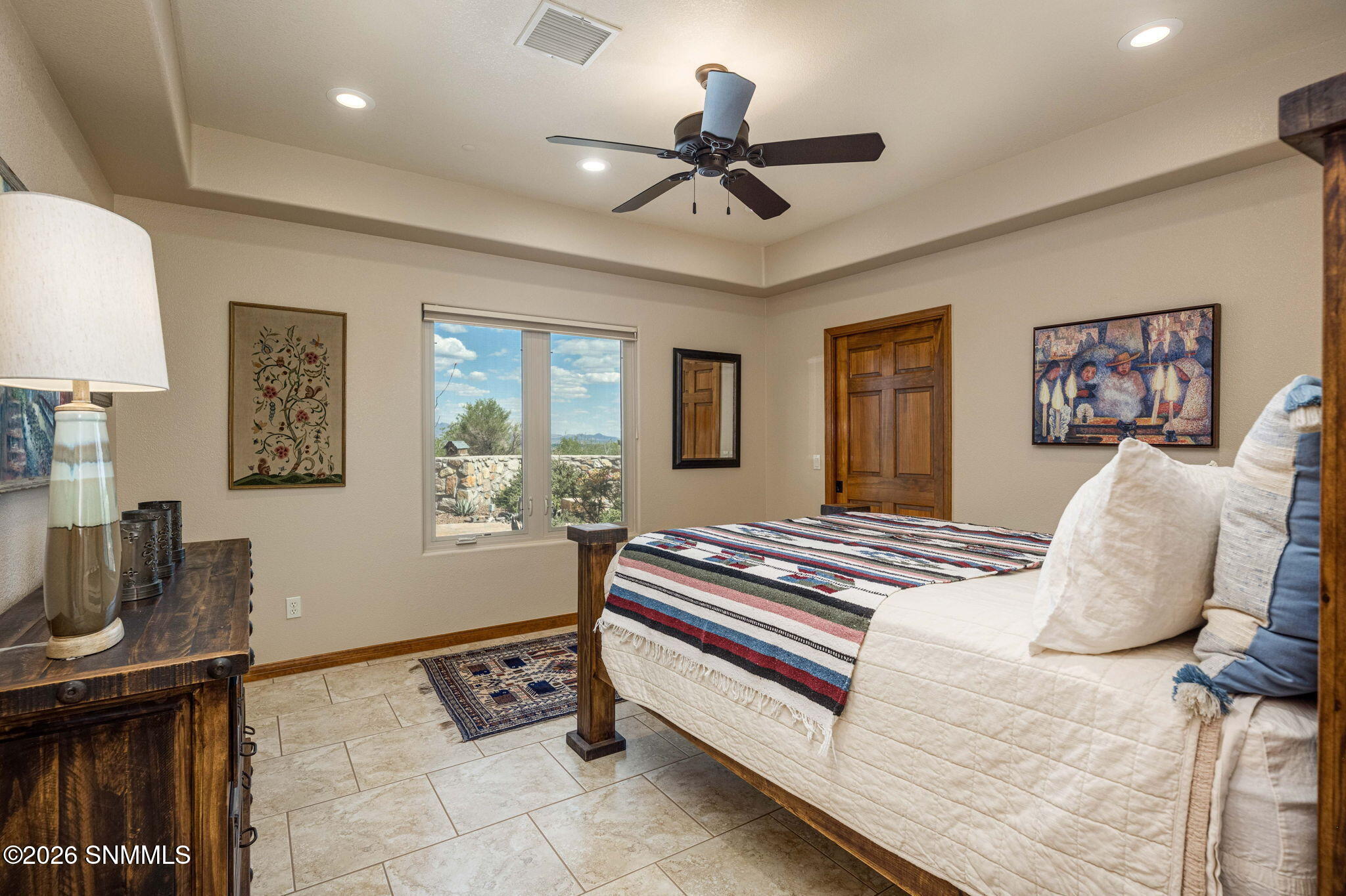 53-web-or-mls-Snappin Homes (Constitutio