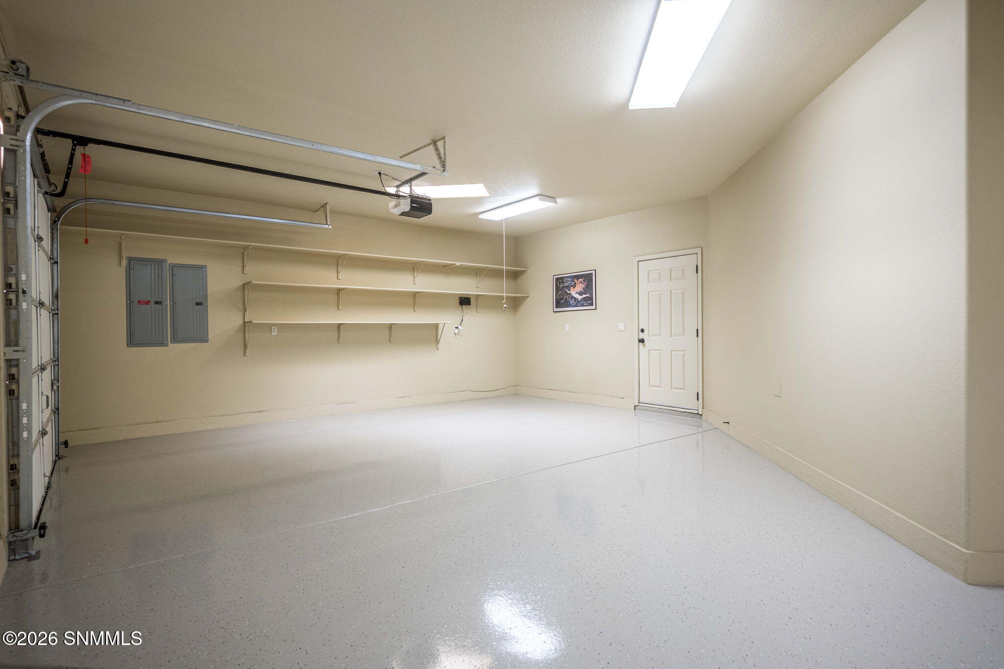 60-web-or-mls-Snappin Homes (Constitutio