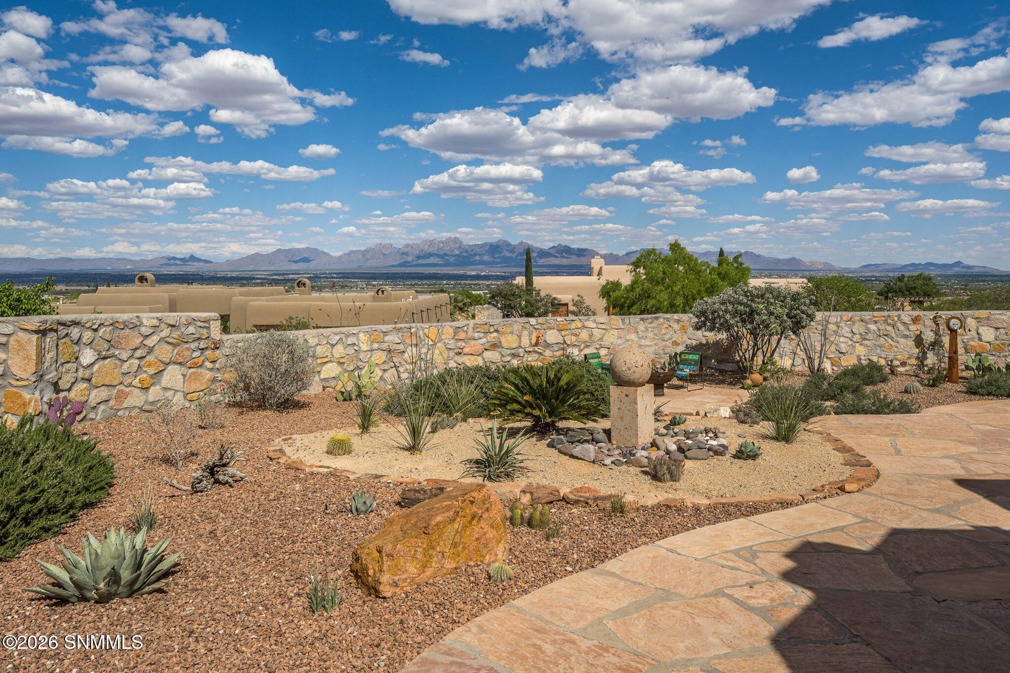 68-web-or-mls-Snappin Homes (Constitutio