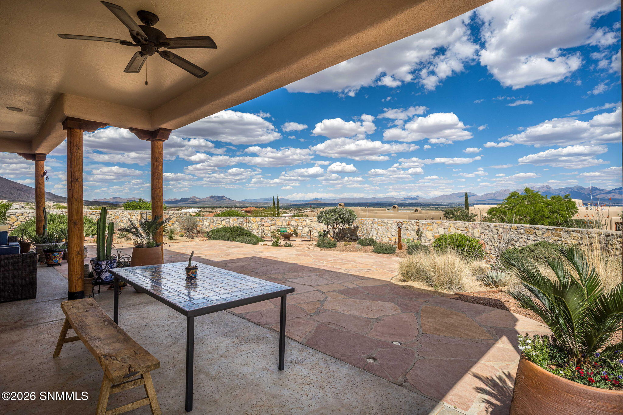 70-web-or-mls-Snappin Homes (Constitutio