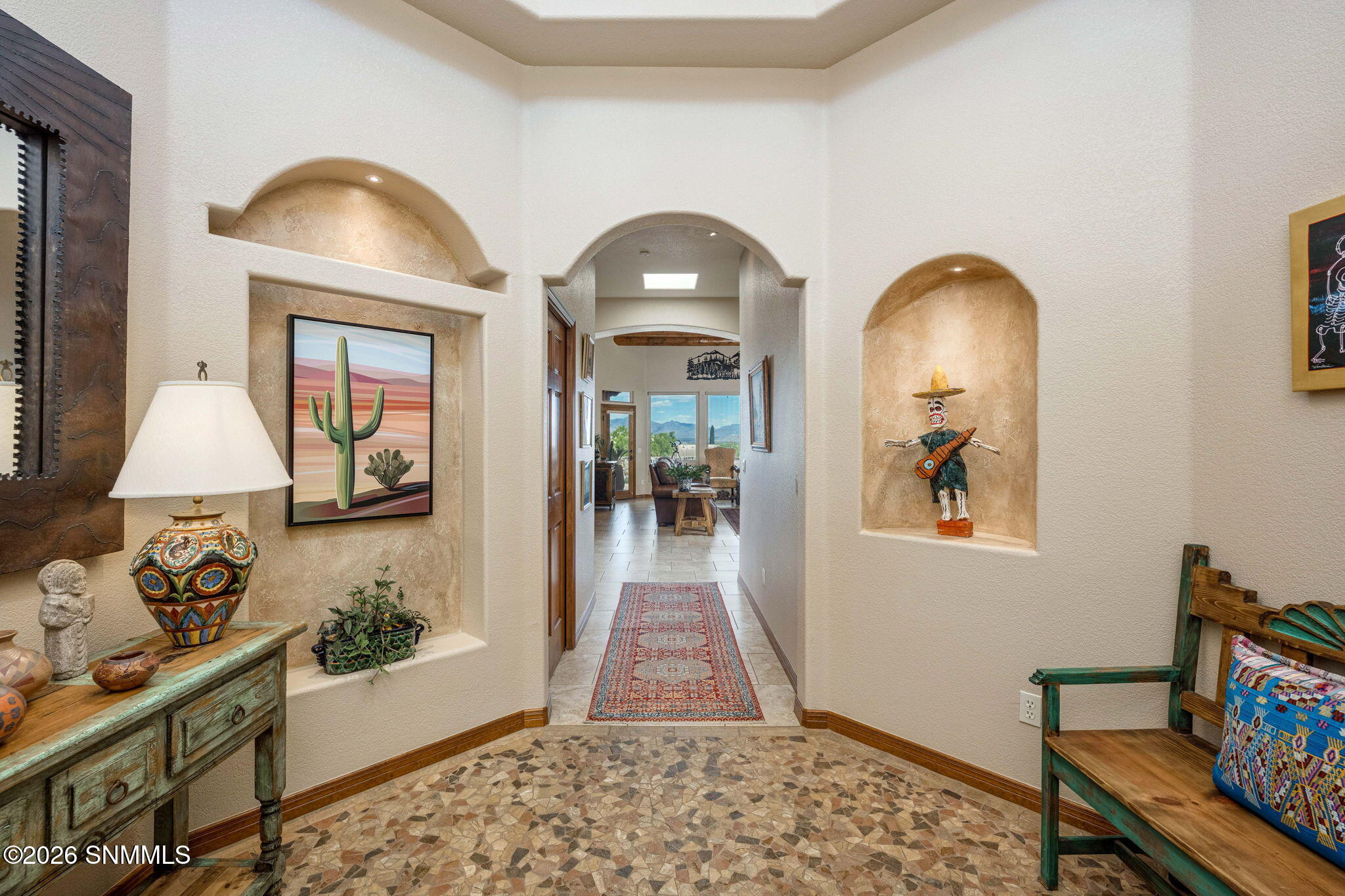 7-web-or-mls-Snappin Homes (Constitution