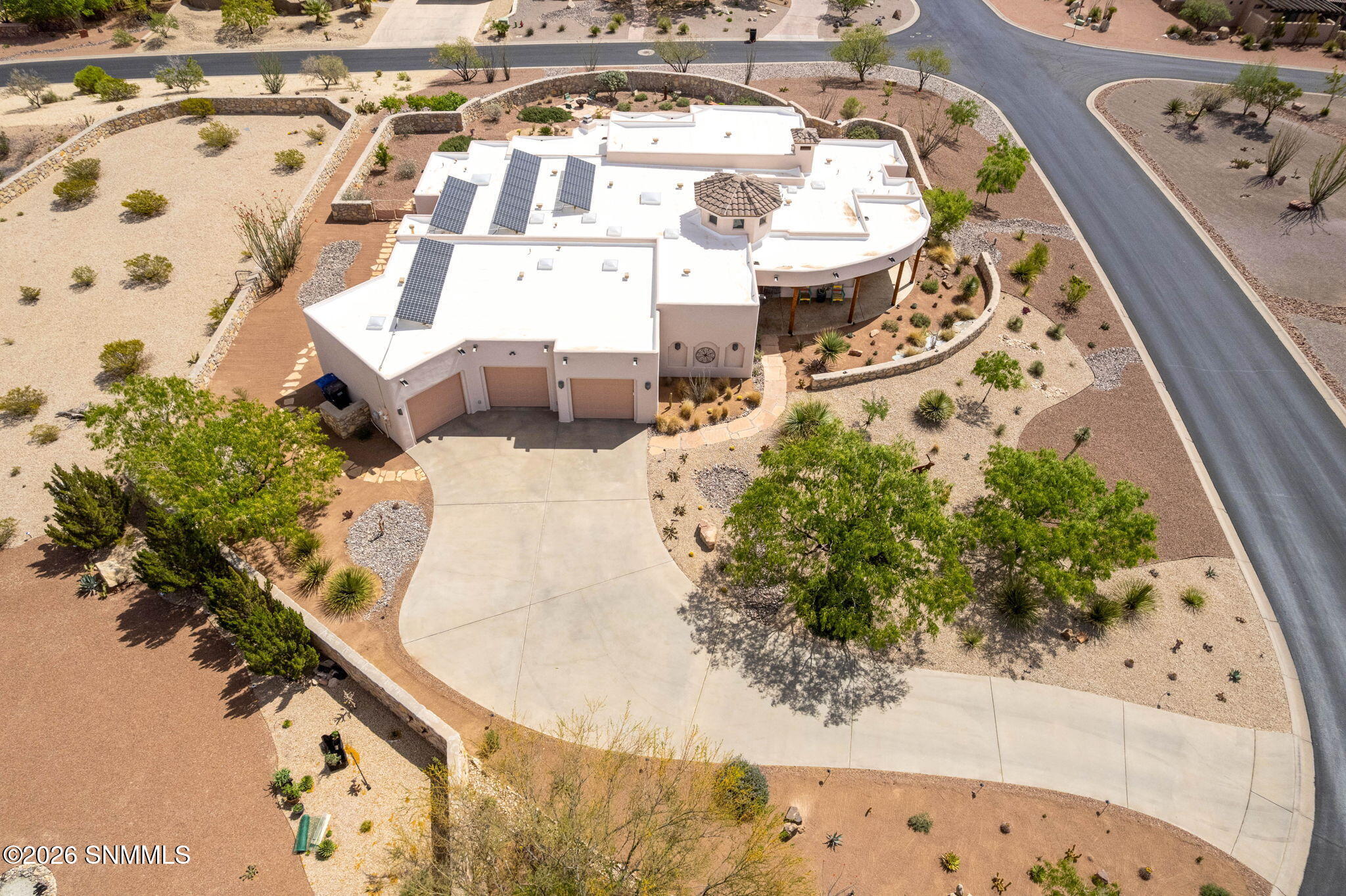 89-web-or-mls-Snappin Homes (Constitutio