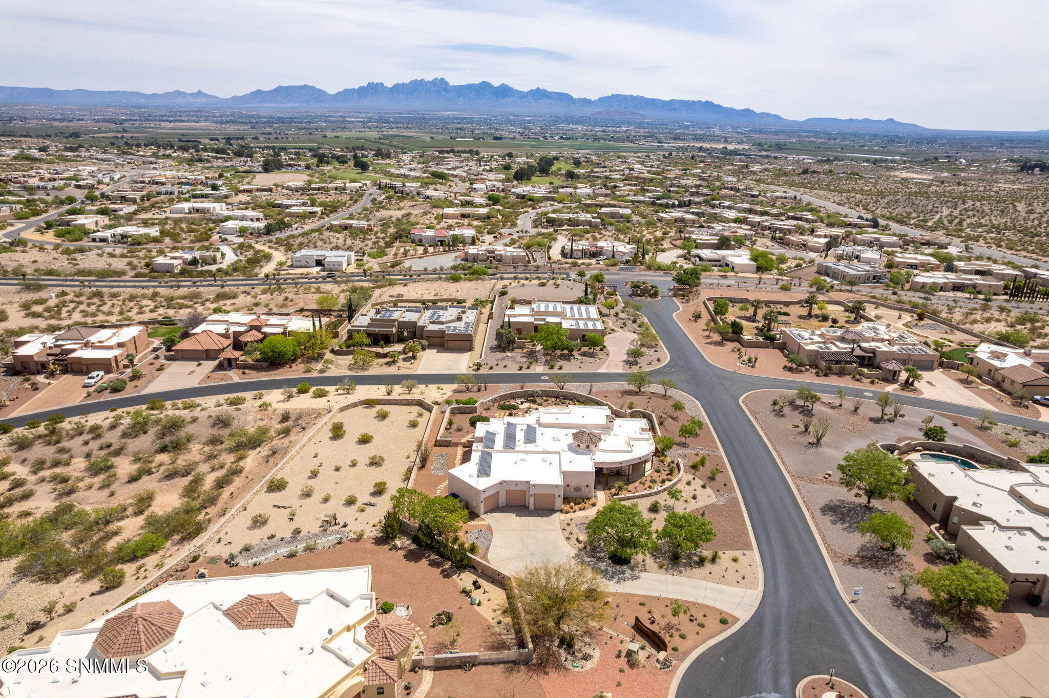 92-web-or-mls-Snappin Homes (Constitutio