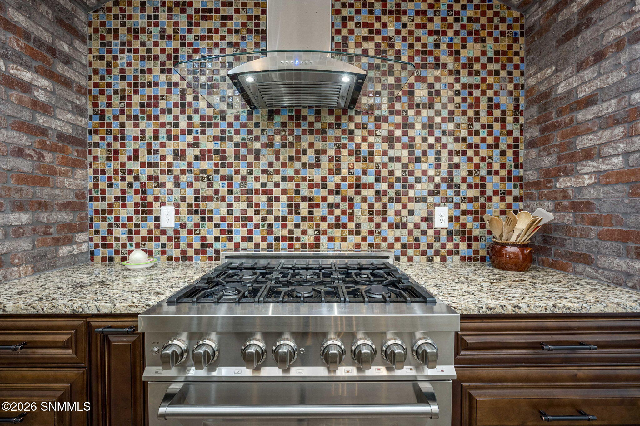 16-web-or-mls-Snappin Homes (LazoDelNort