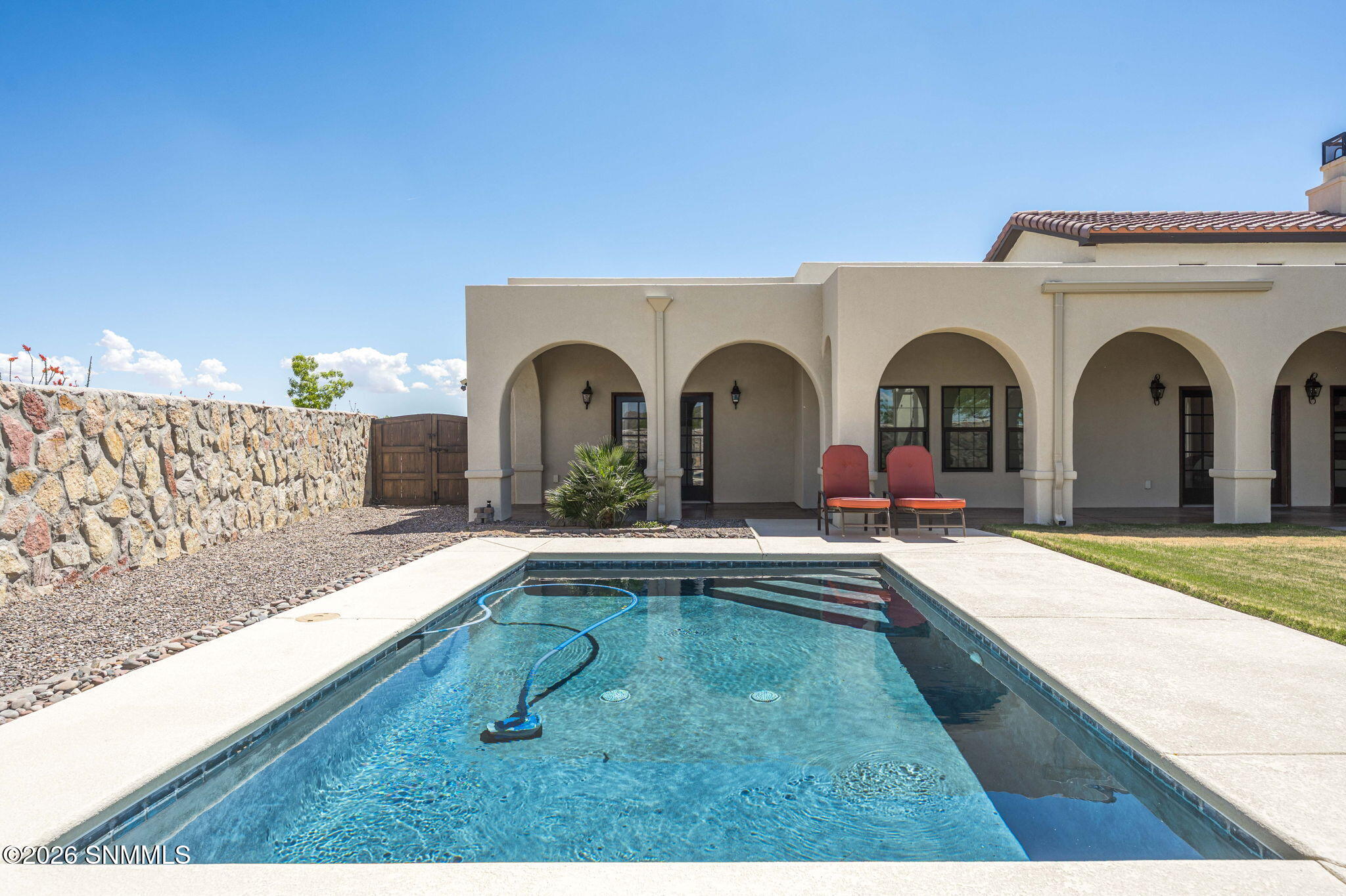 67-web-or-mls-Snappin Homes (LazoDelNort