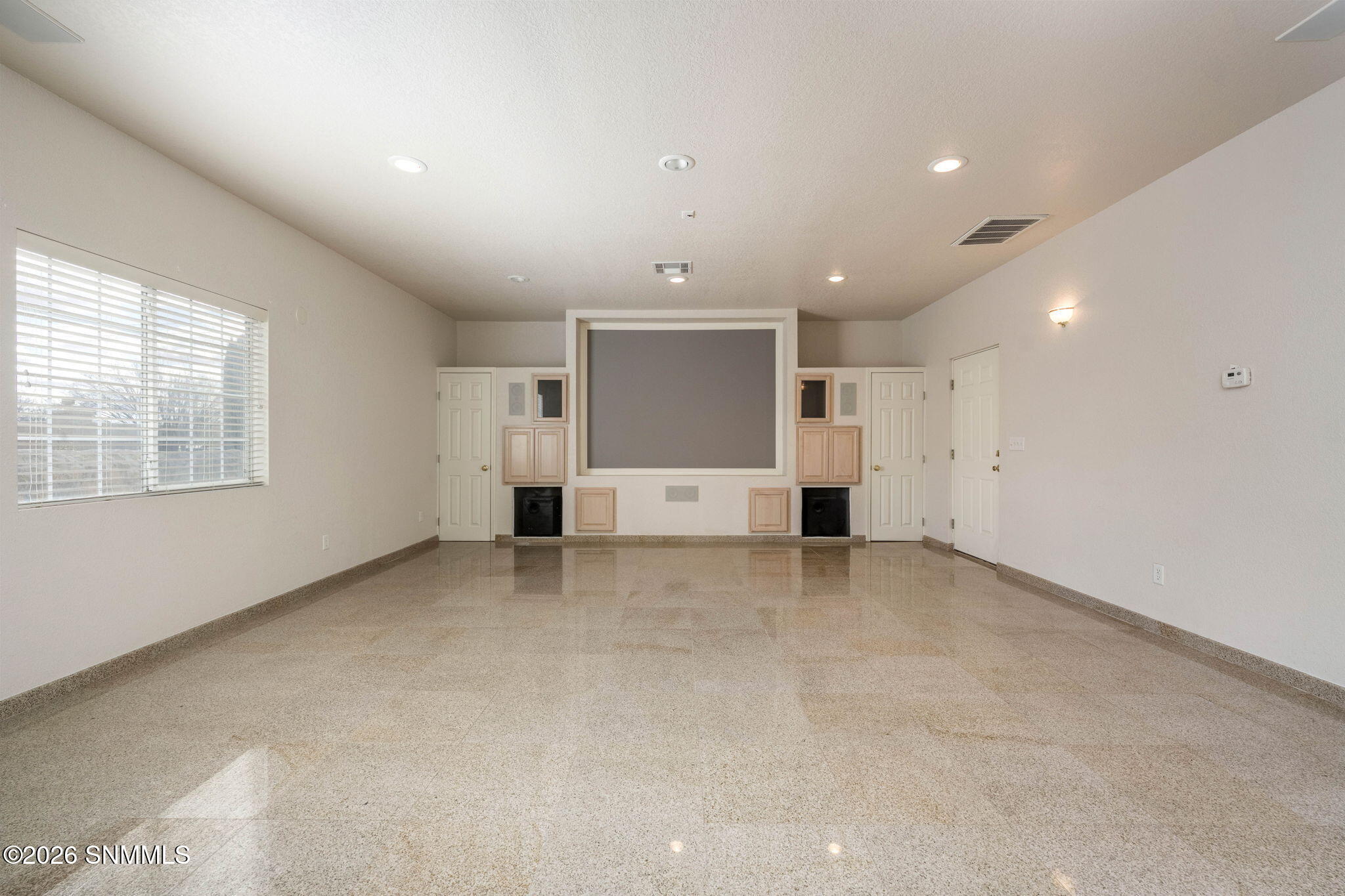 24-web-or-mls-Desert Greens 2122-96