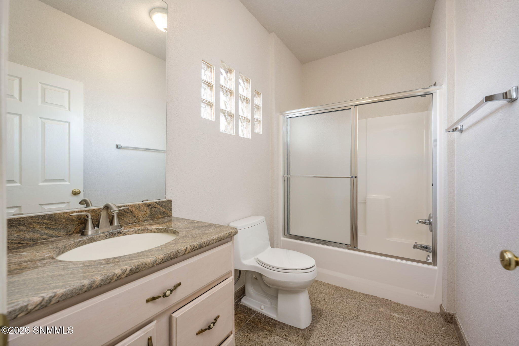 26-web-or-mls-Desert Greens 2122-107