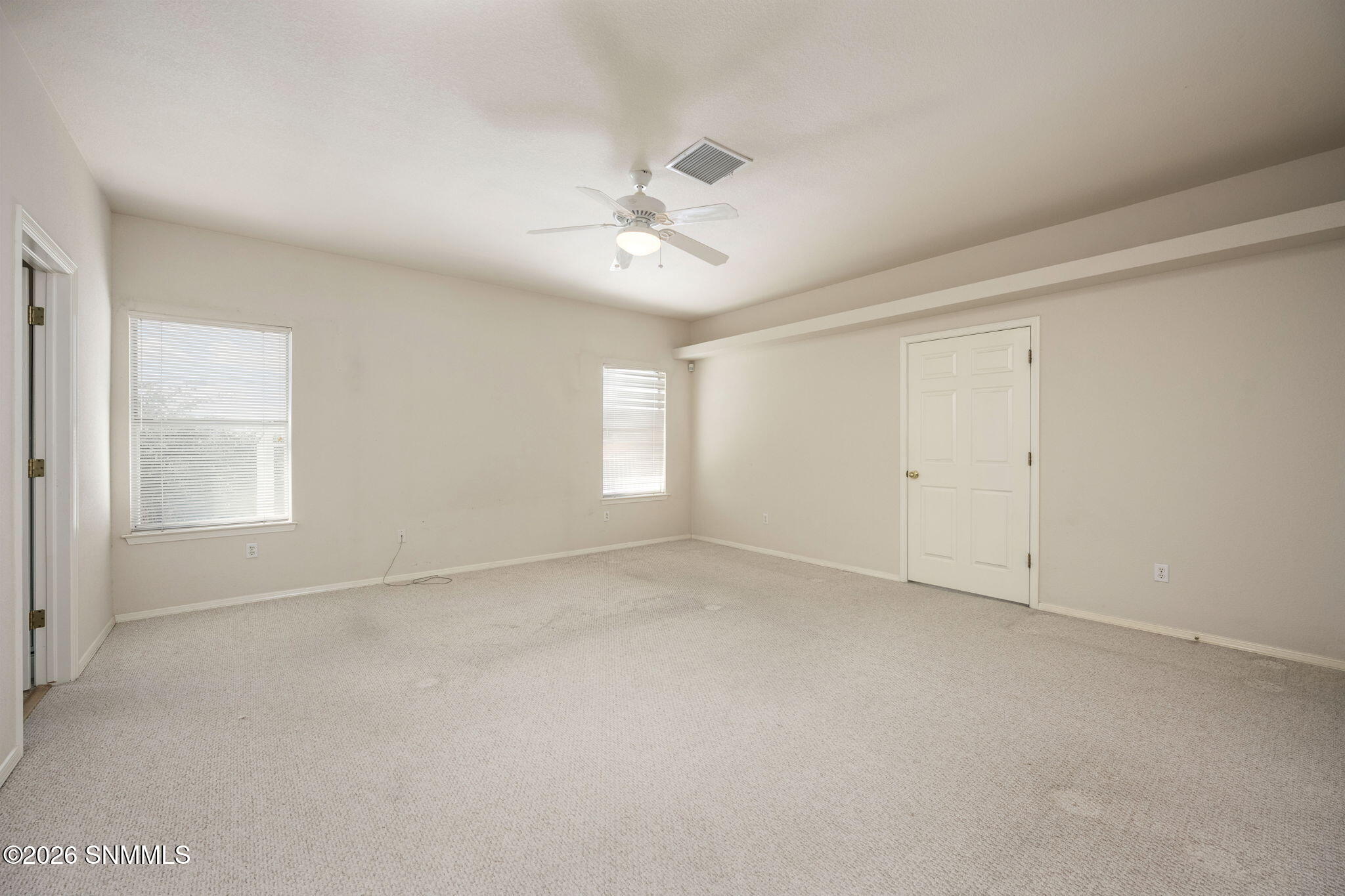 28-web-or-mls-Desert Greens 2122-118