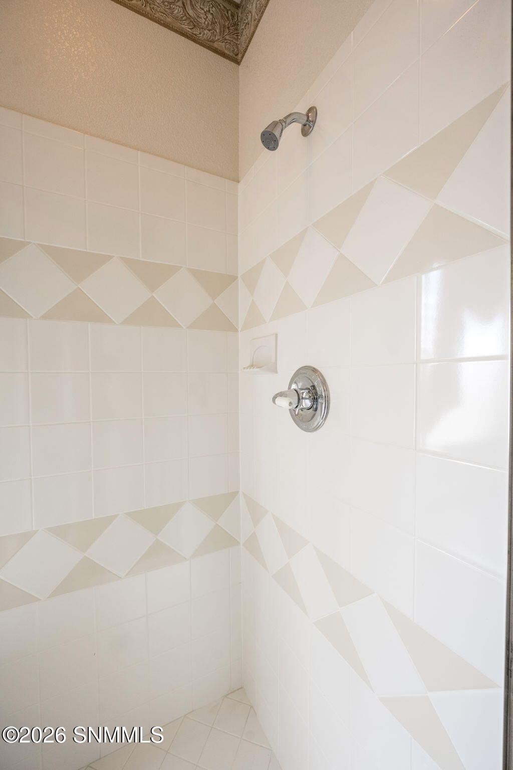 35-web-or-mls-Desert Greens 2122-139