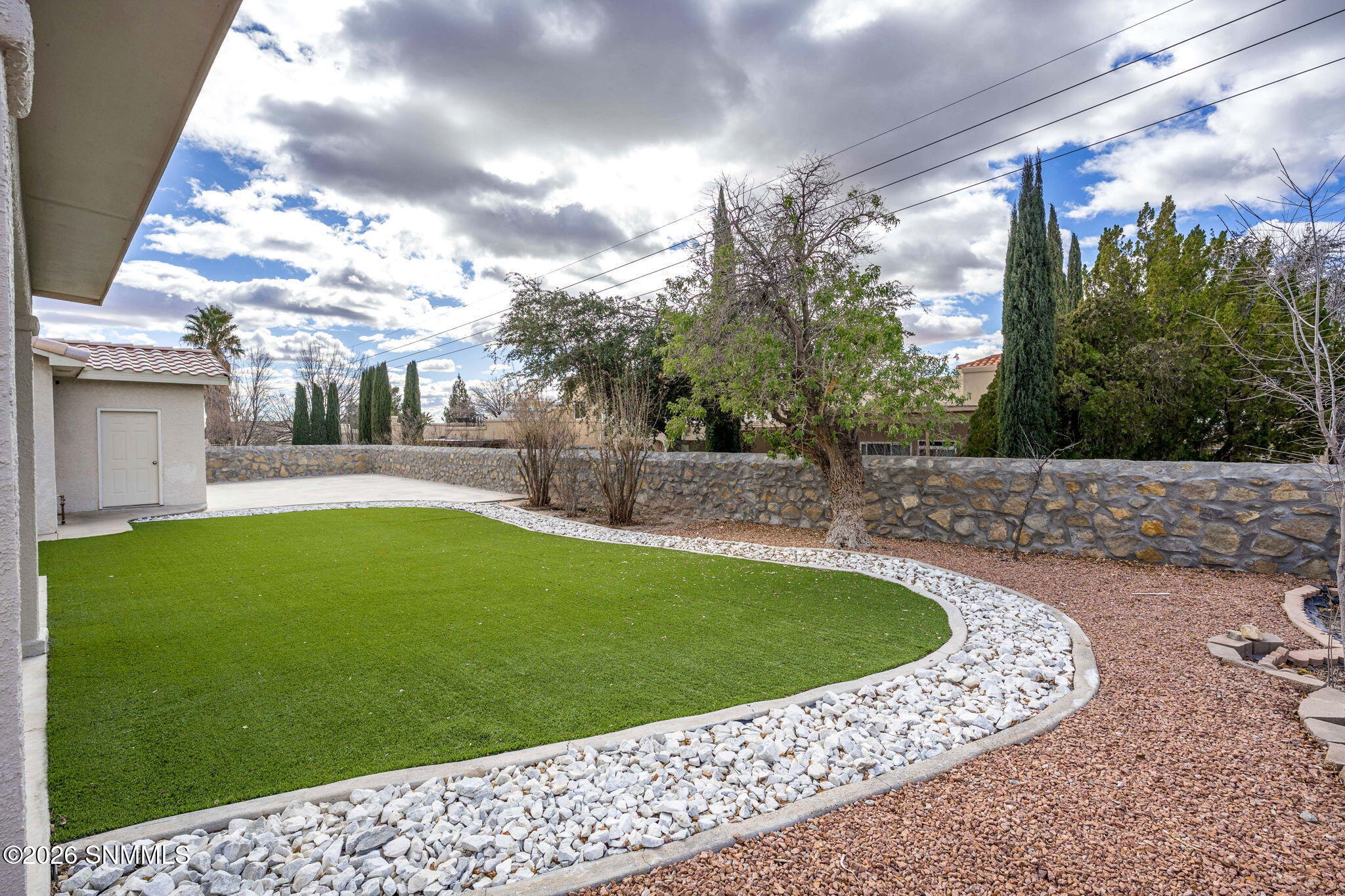 48-web-or-mls-Desert Greens 2122-176