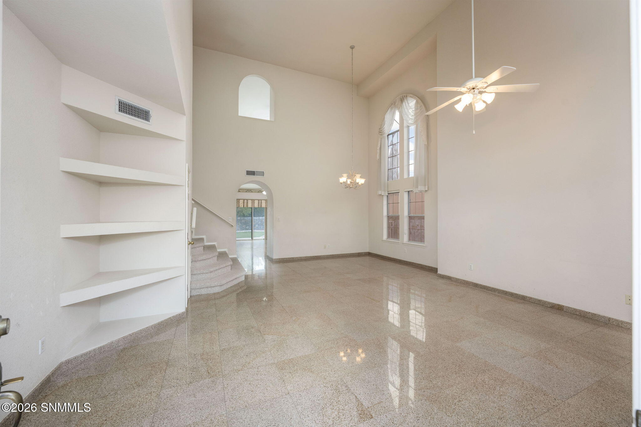 6-web-or-mls-Desert Greens 2122-6