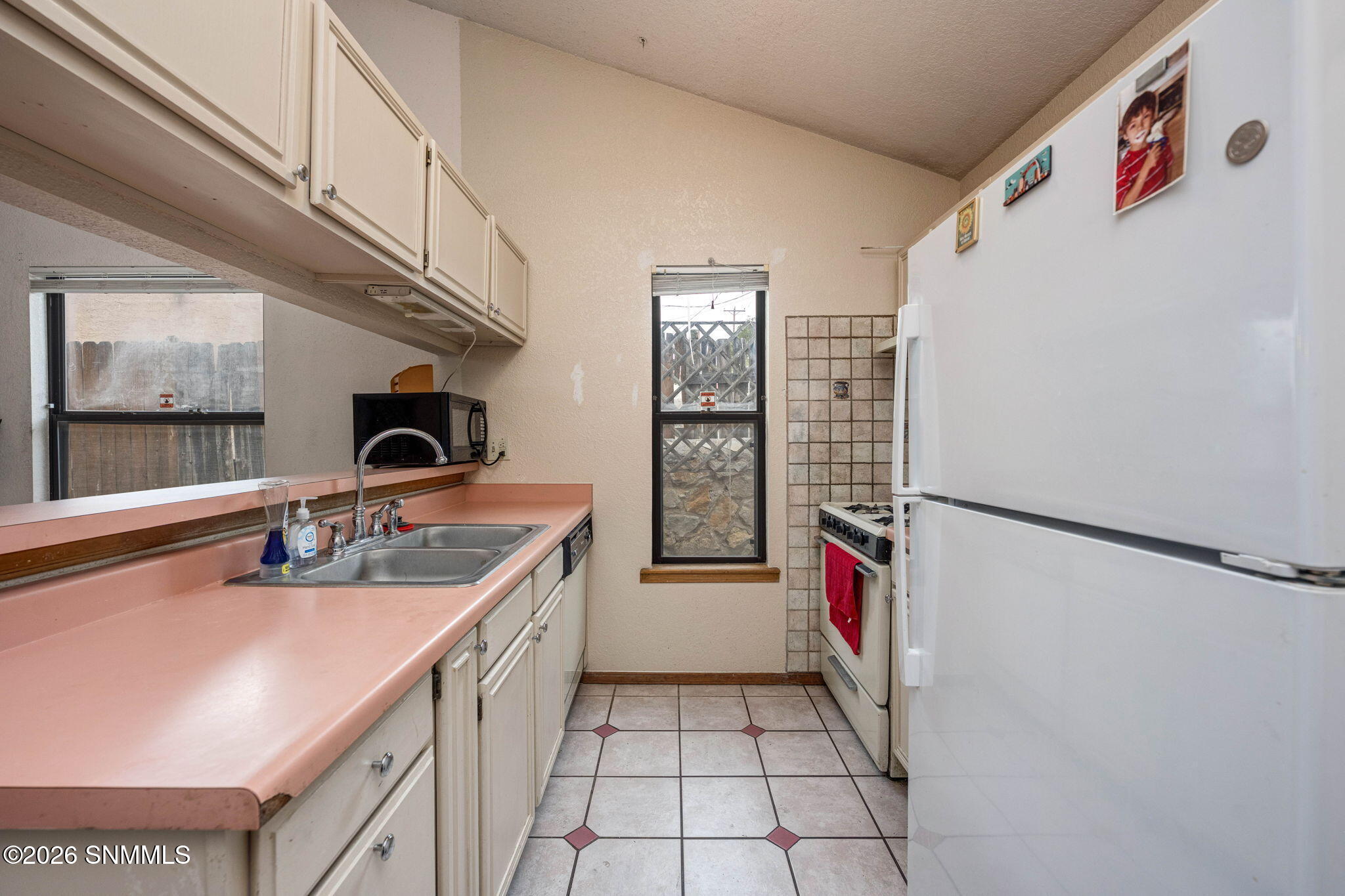 12-web-or-mls-Snappin Homes (Cindy628)-1