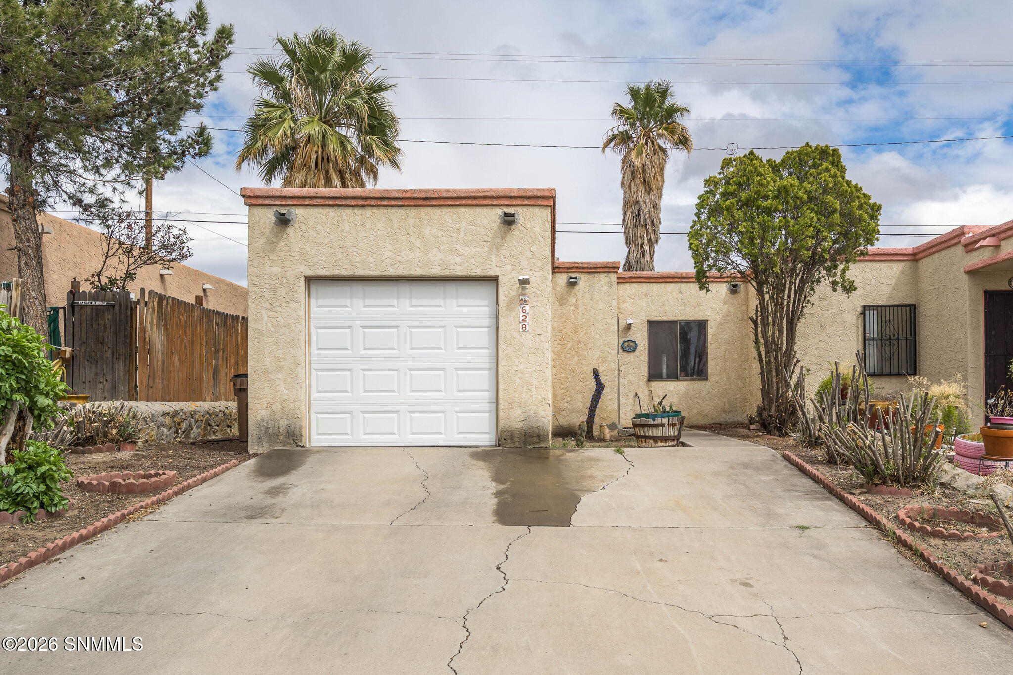 2-web-or-mls-Snappin Homes (Cindy628)-2