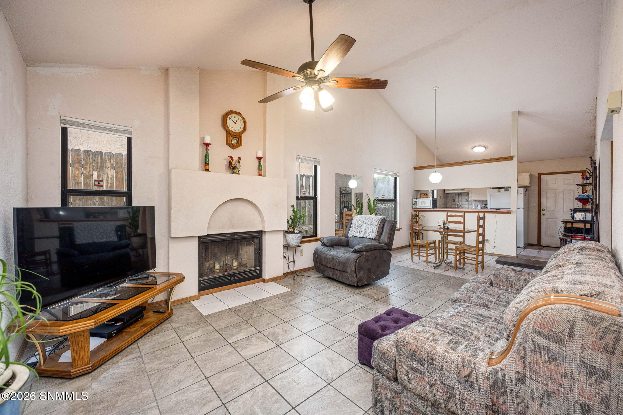 5-web-or-mls-Snappin Homes (Cindy628)-5