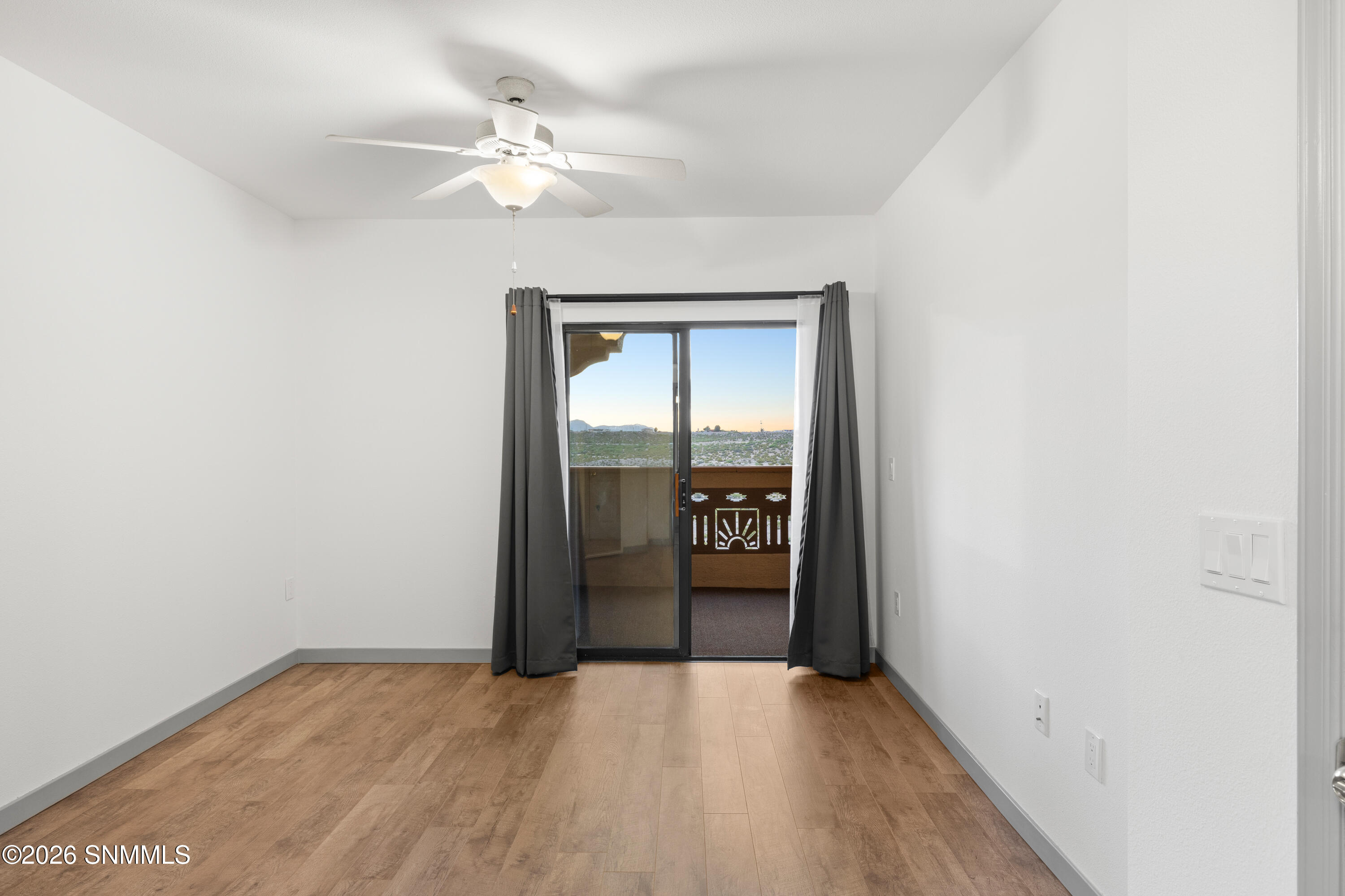 3650-Morningstar-#608-MLS-Camera-Guy-26