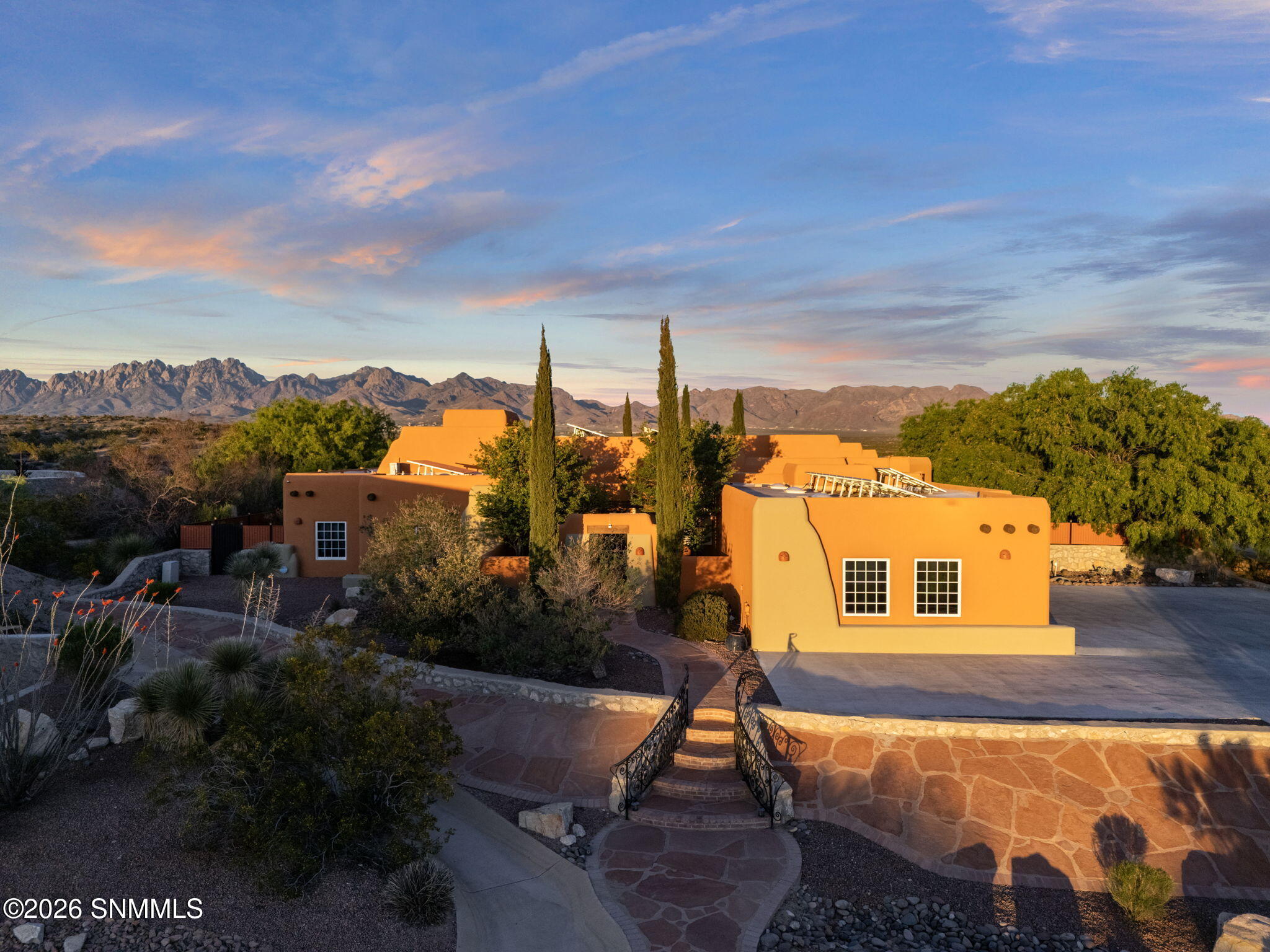 93-web-or-mls-5531-superstition-dr