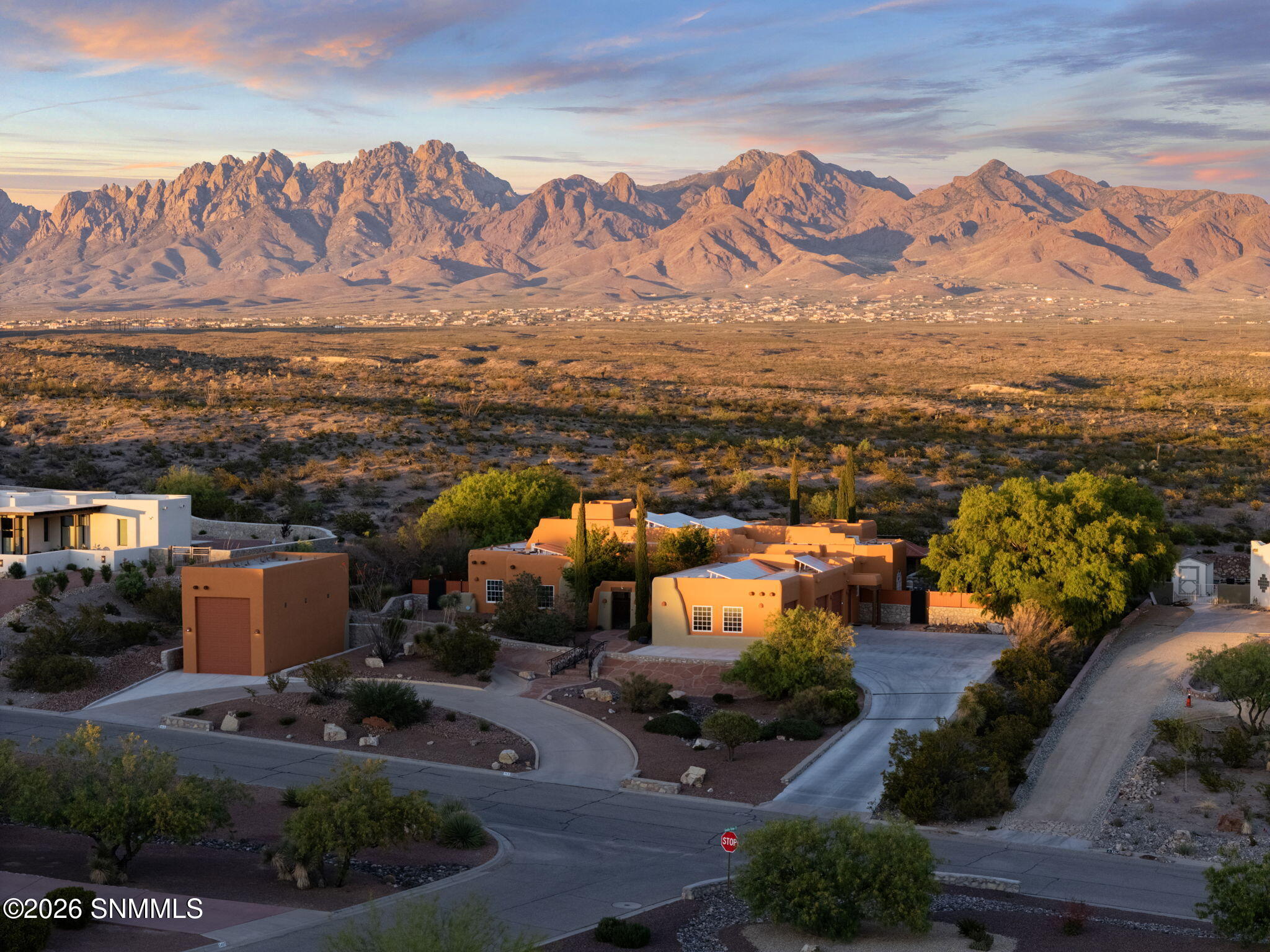 1-web-or-mls-5531-superstition-dr