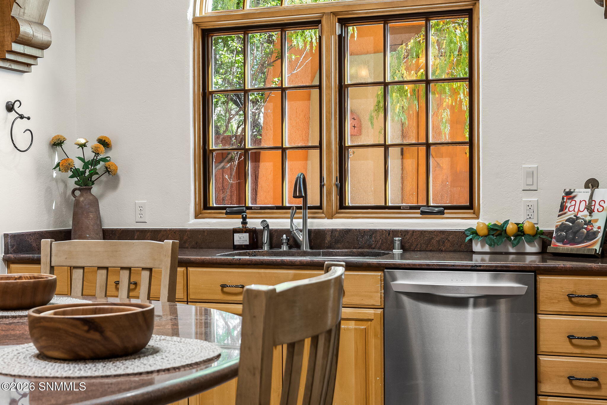 26-web-or-mls-5531-superstition-dr