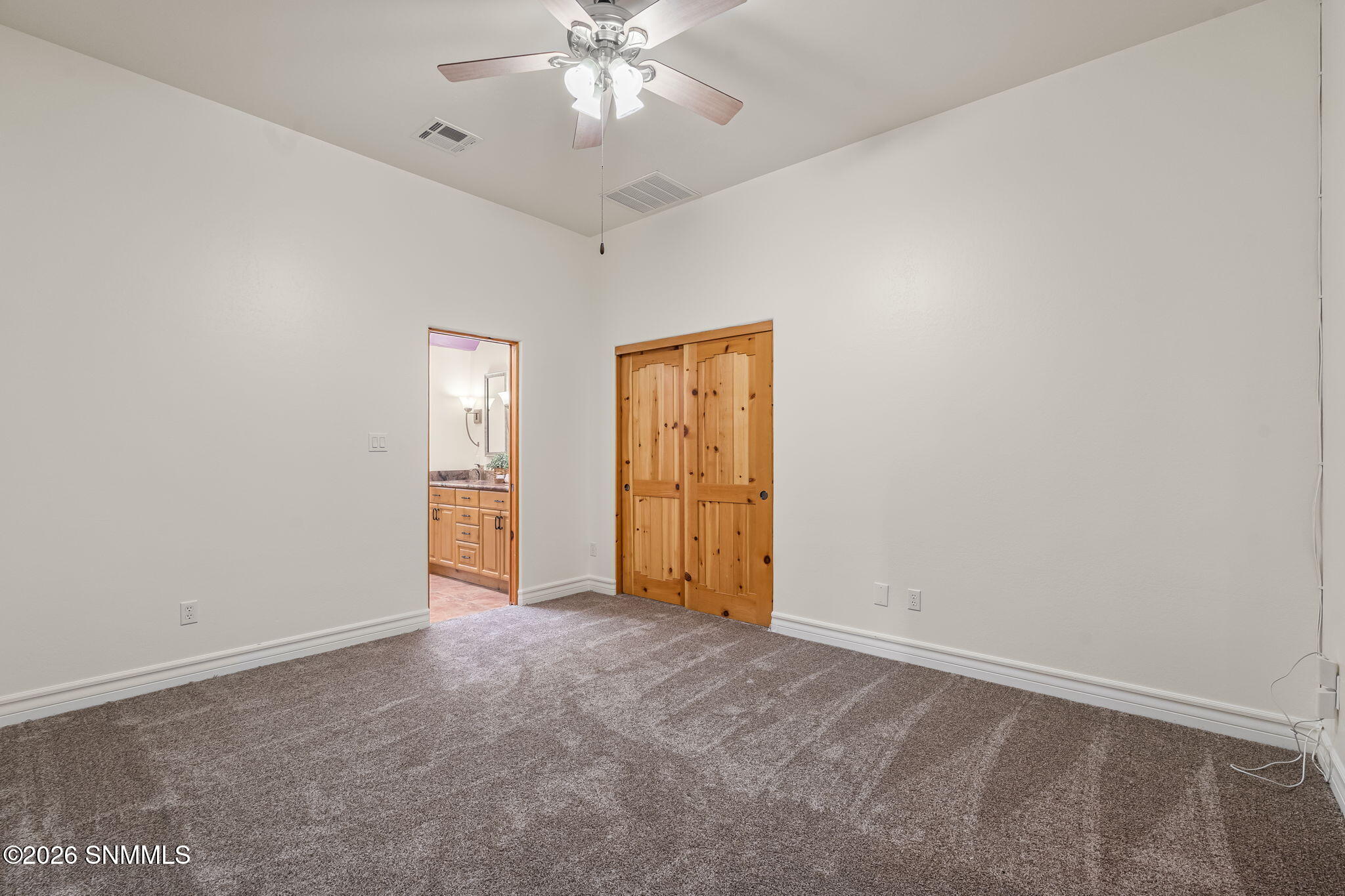 41-web-or-mls-5531-superstition-dr