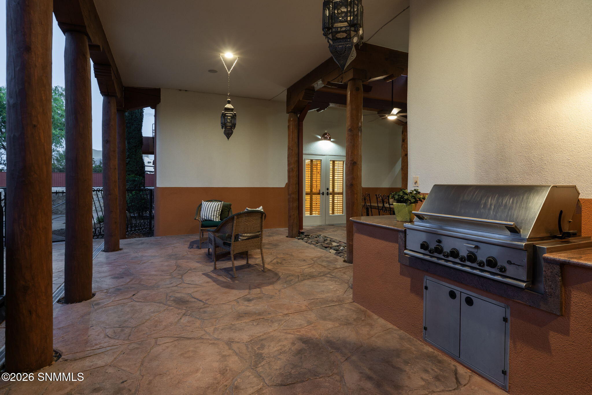 99-web-or-mls-5531-superstition-dr