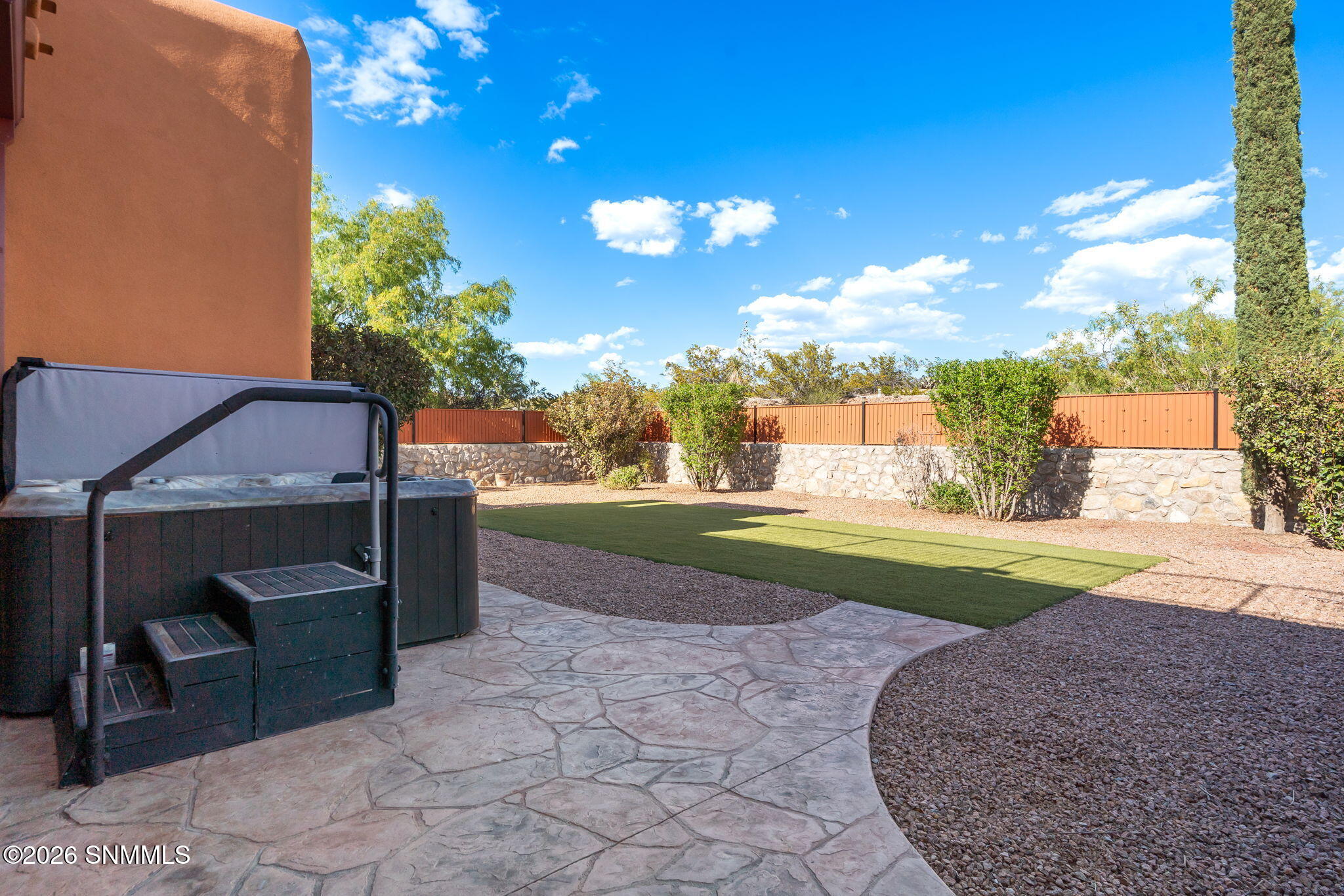 68-web-or-mls-5531-superstition-dr