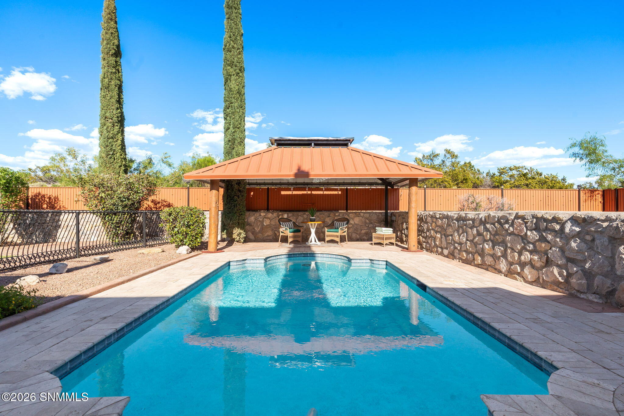 70-web-or-mls-5531-superstition-dr