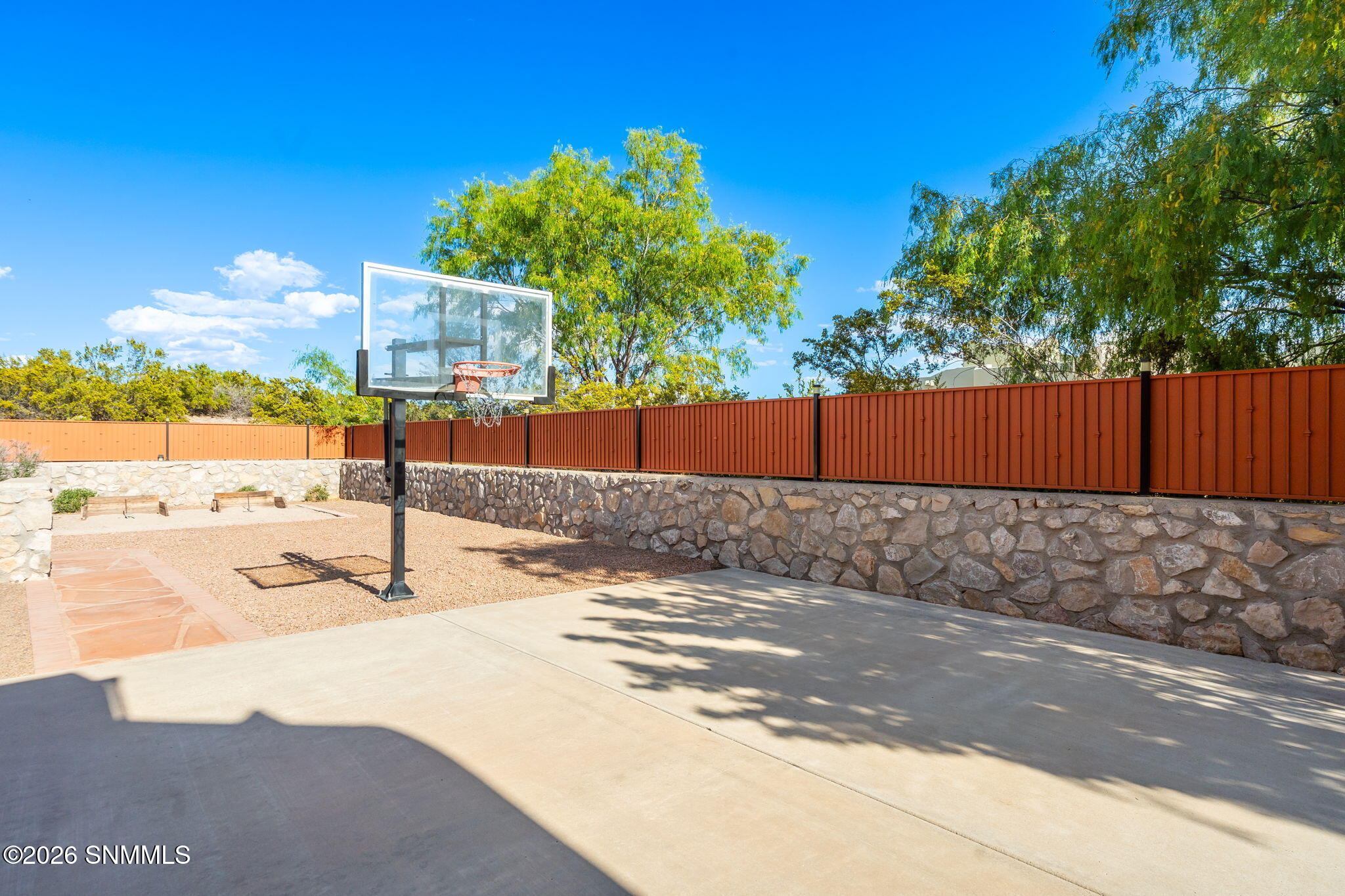 74-web-or-mls-5531-superstition-dr