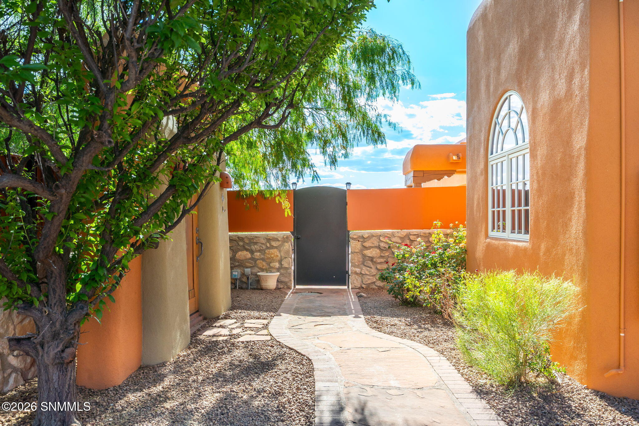 75-web-or-mls-5531-superstition-dr