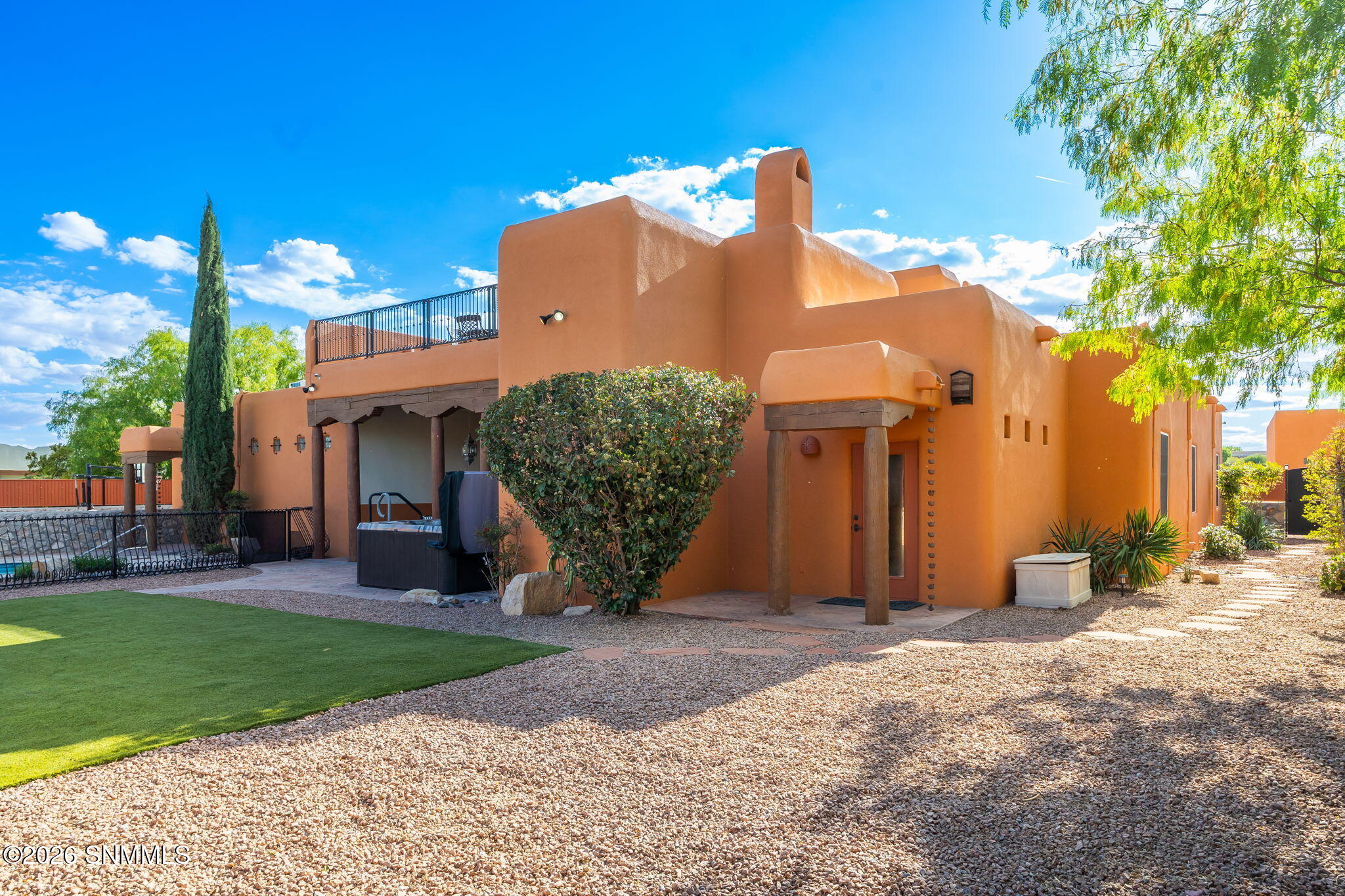79-web-or-mls-5531-superstition-dr