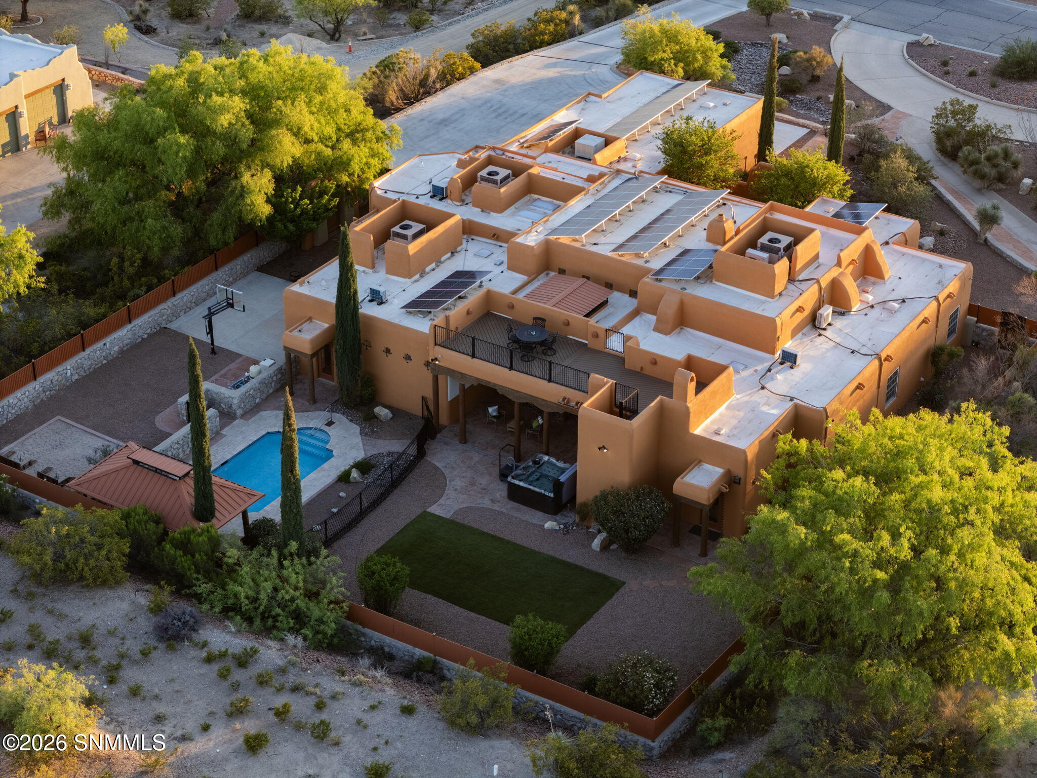 94-web-or-mls-5531-superstition-dr