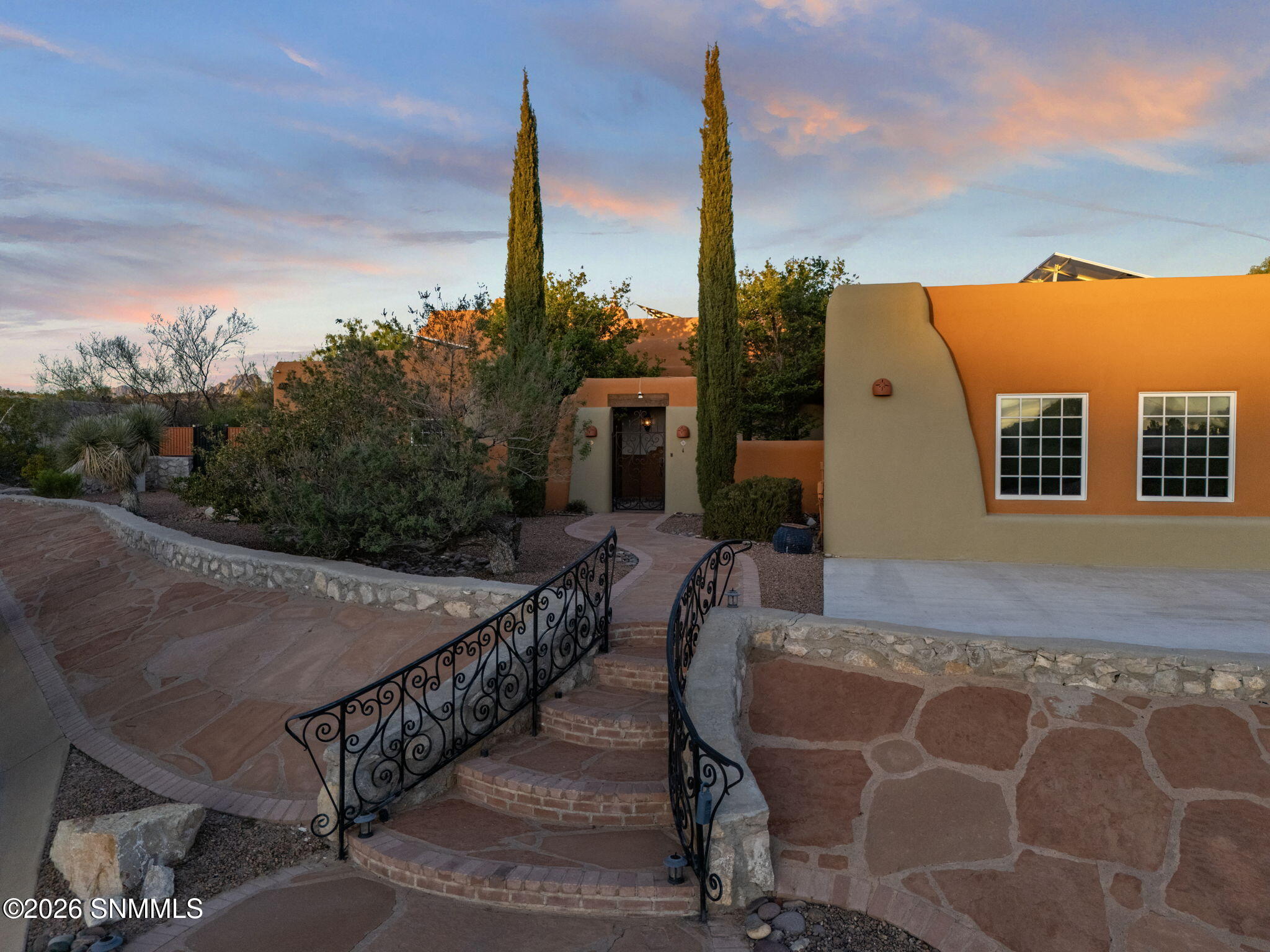 97-web-or-mls-5531-superstition-dr