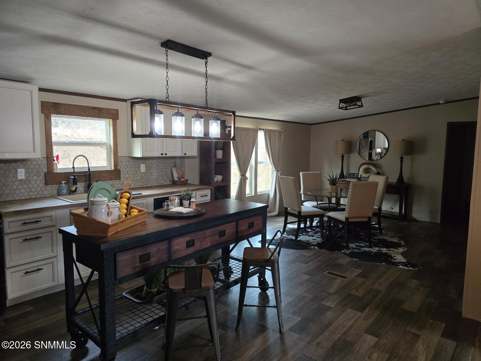 050c70cf-c579-46da-a1ed-da3d01ab3dad