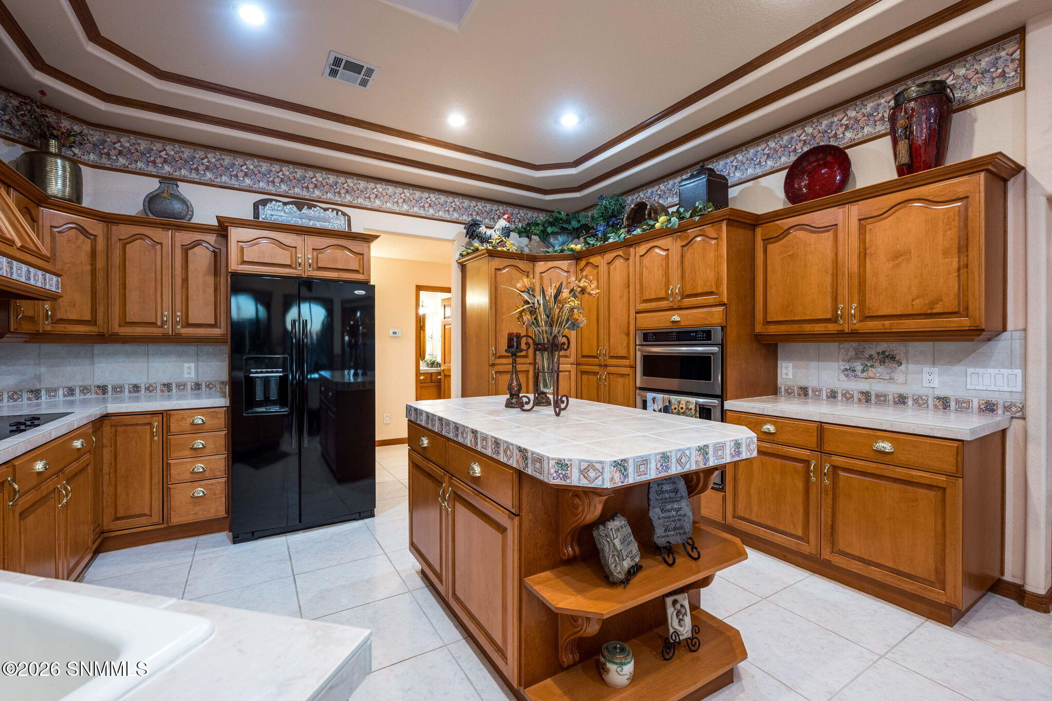 15-web-or-mls-Snappin Homes (Superstitio