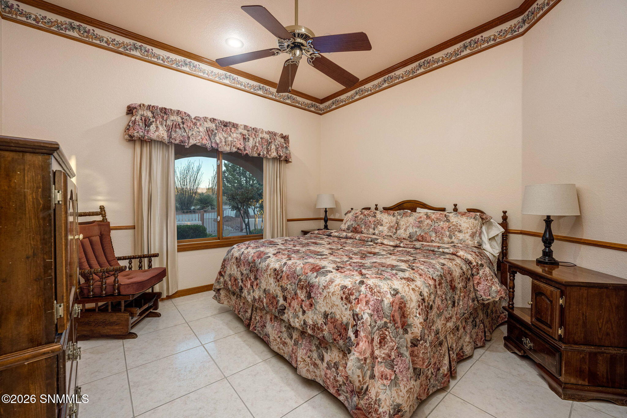 23-web-or-mls-Snappin Homes (Superstitio