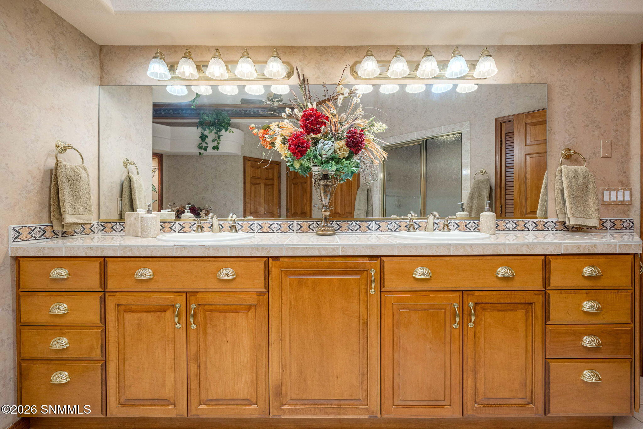 34-web-or-mls-Snappin Homes (Superstitio