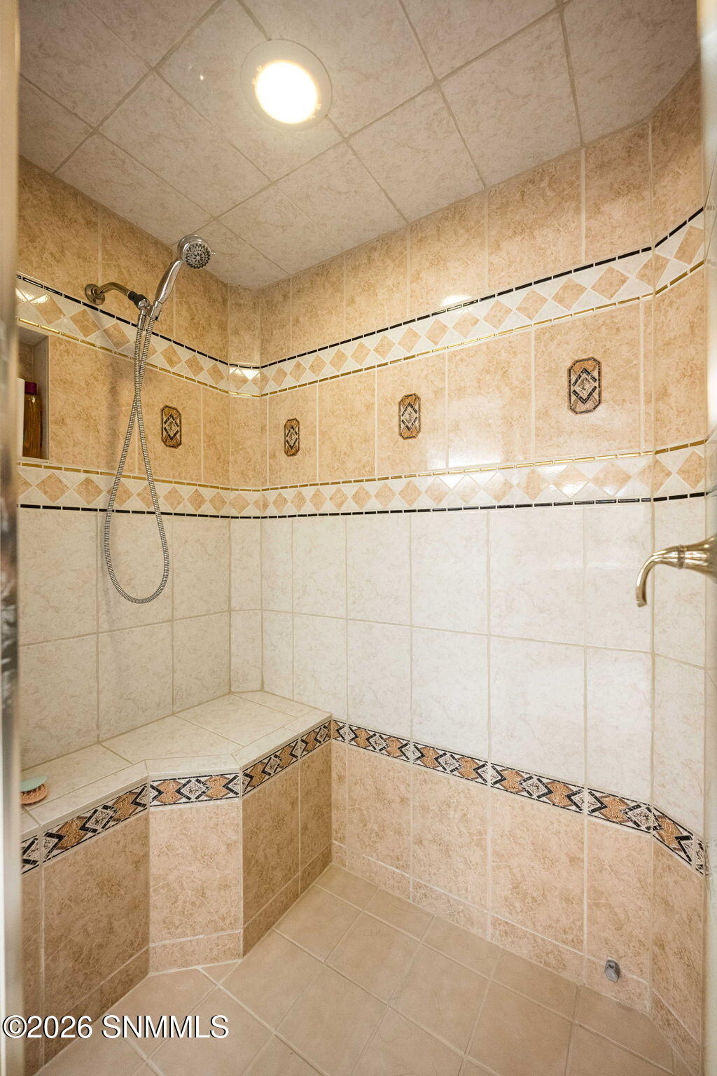 35-web-or-mls-Snappin Homes (Superstitio