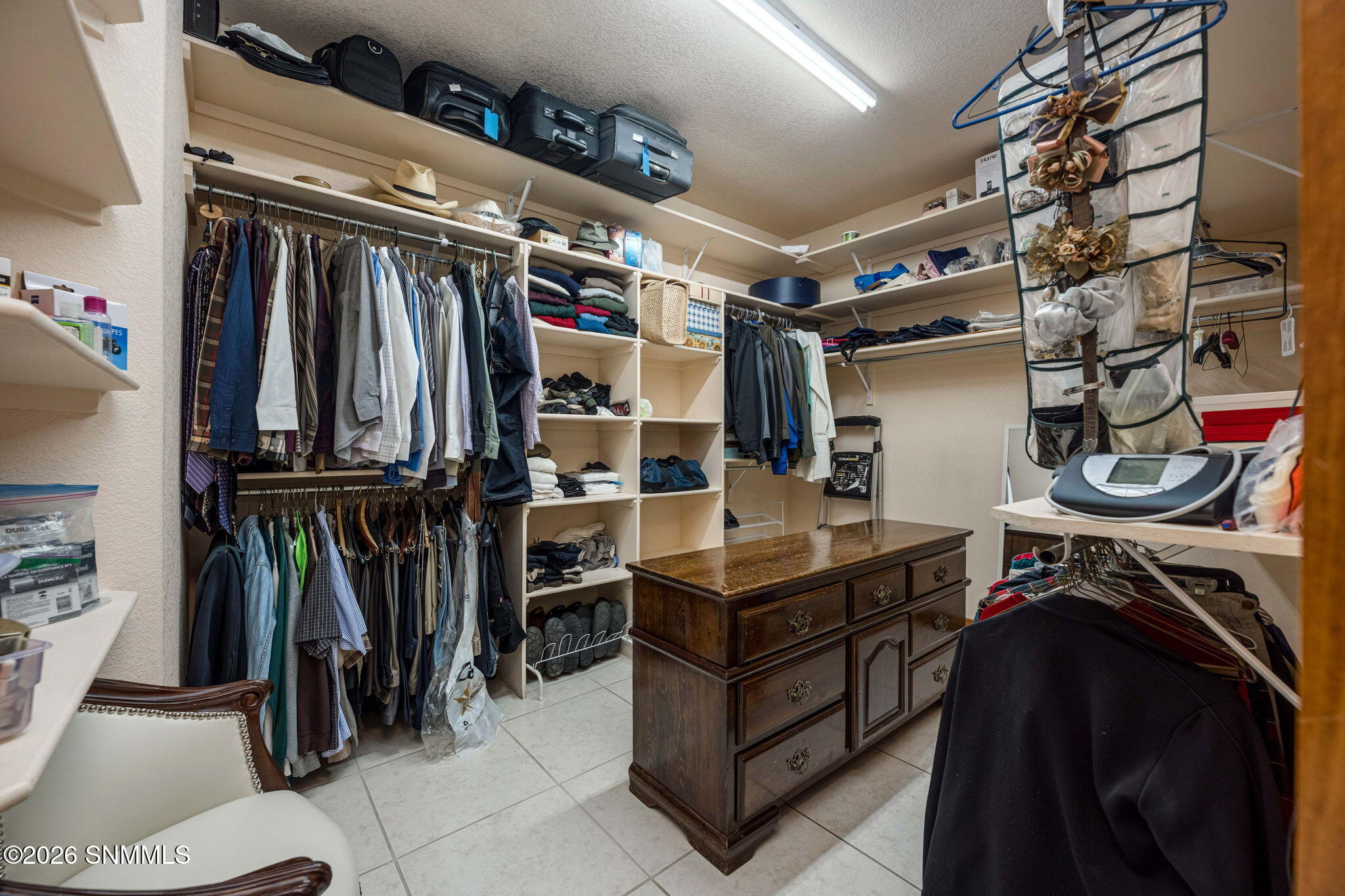 36-web-or-mls-Snappin Homes (Superstitio