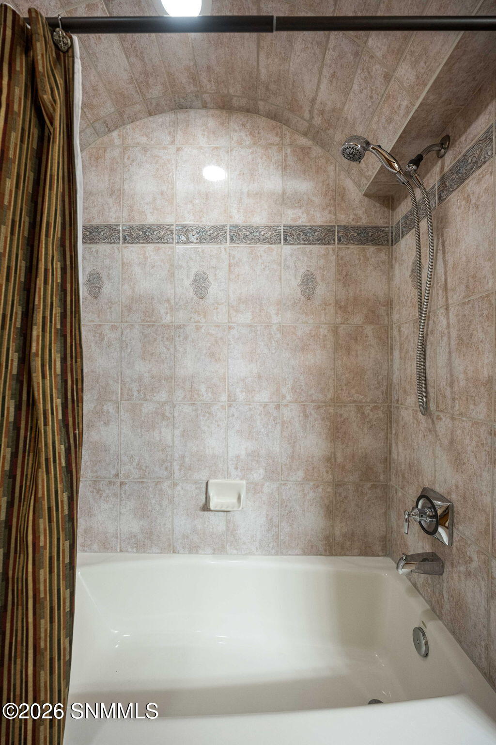 43-web-or-mls-Snappin Homes (Superstitio