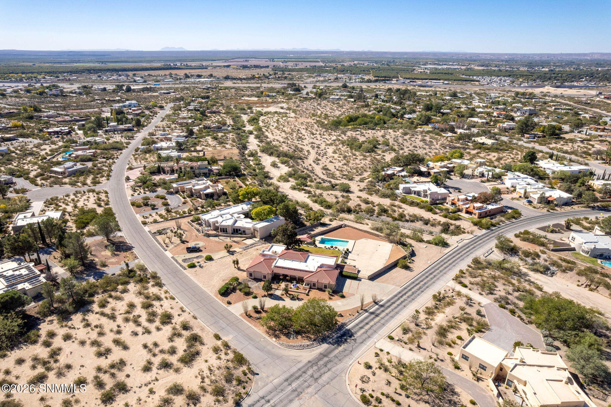 68-web-or-mls-Snappin Homes (Superstitio