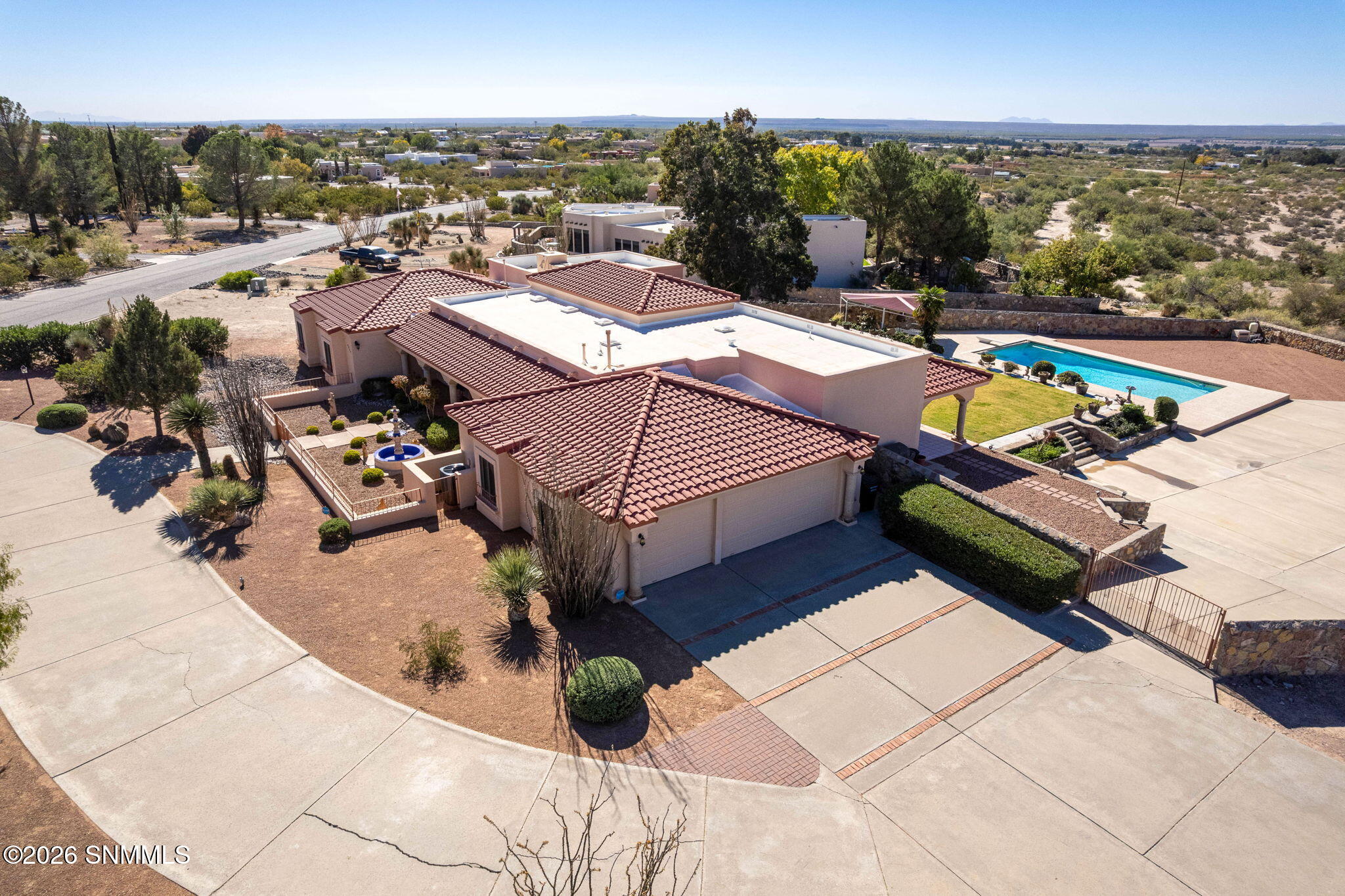 76-web-or-mls-Snappin Homes (Superstitio