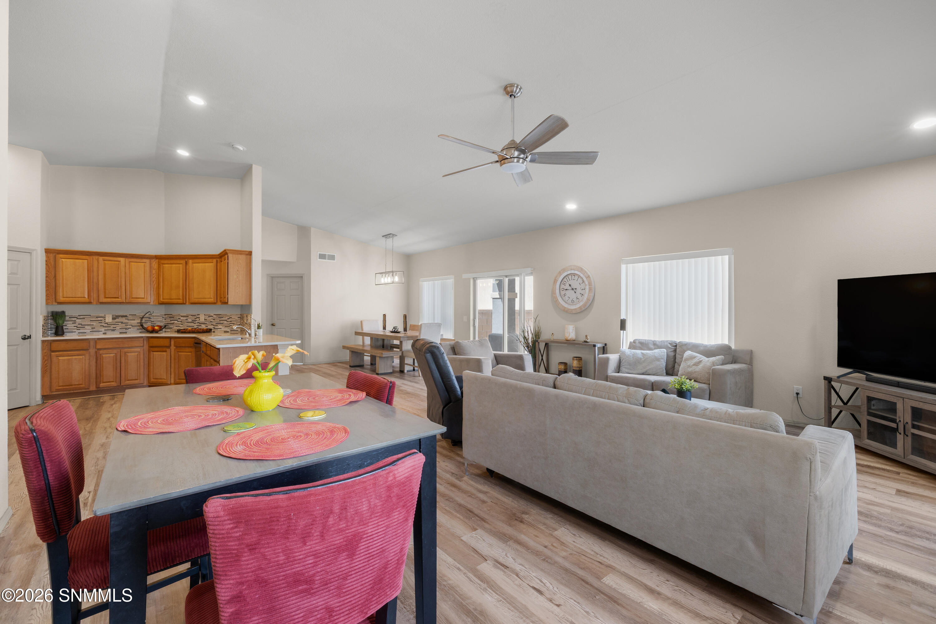 339-Cielo-Grande-MLS-Camera-Guy-13