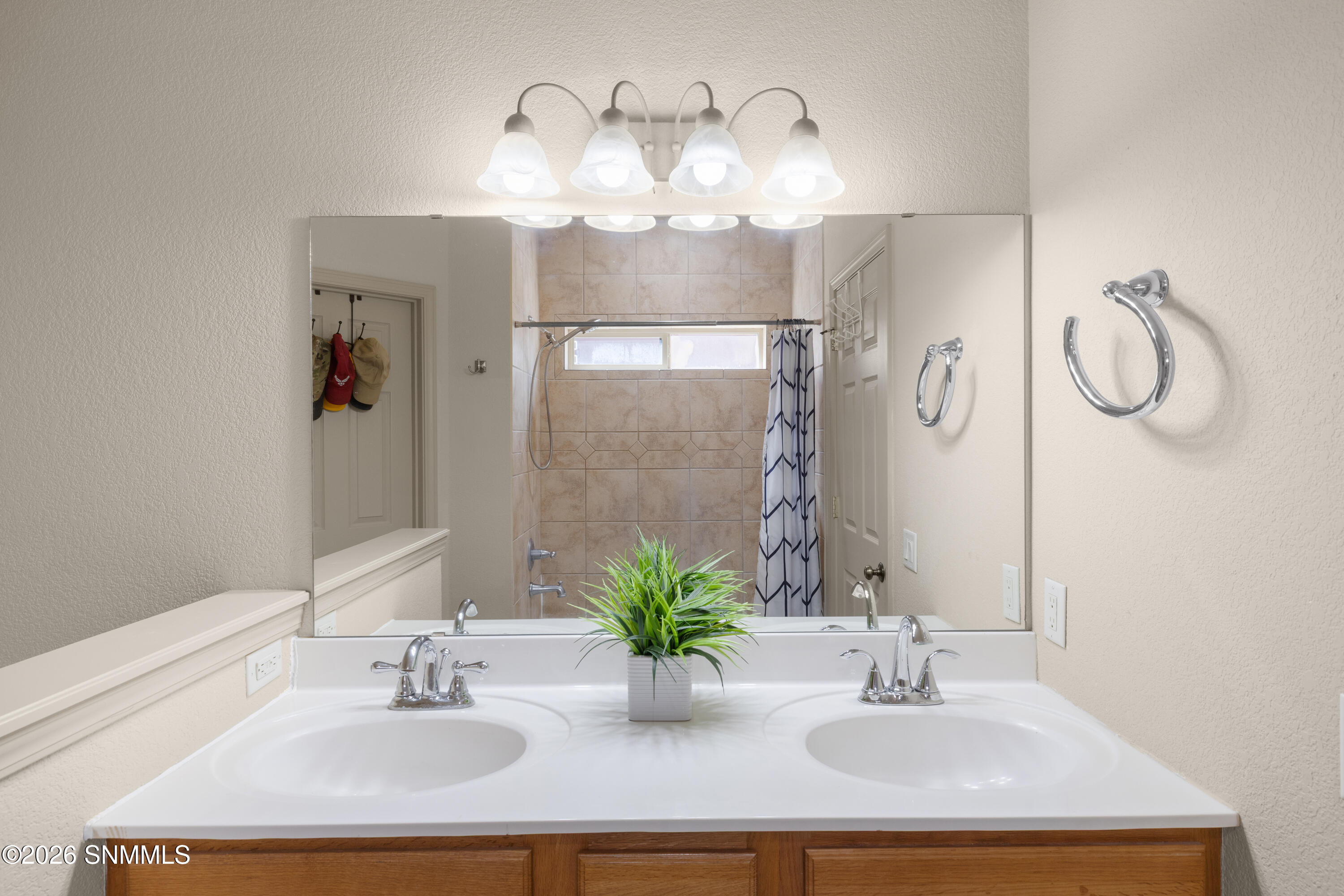 339-Cielo-Grande-MLS-Camera-Guy-18